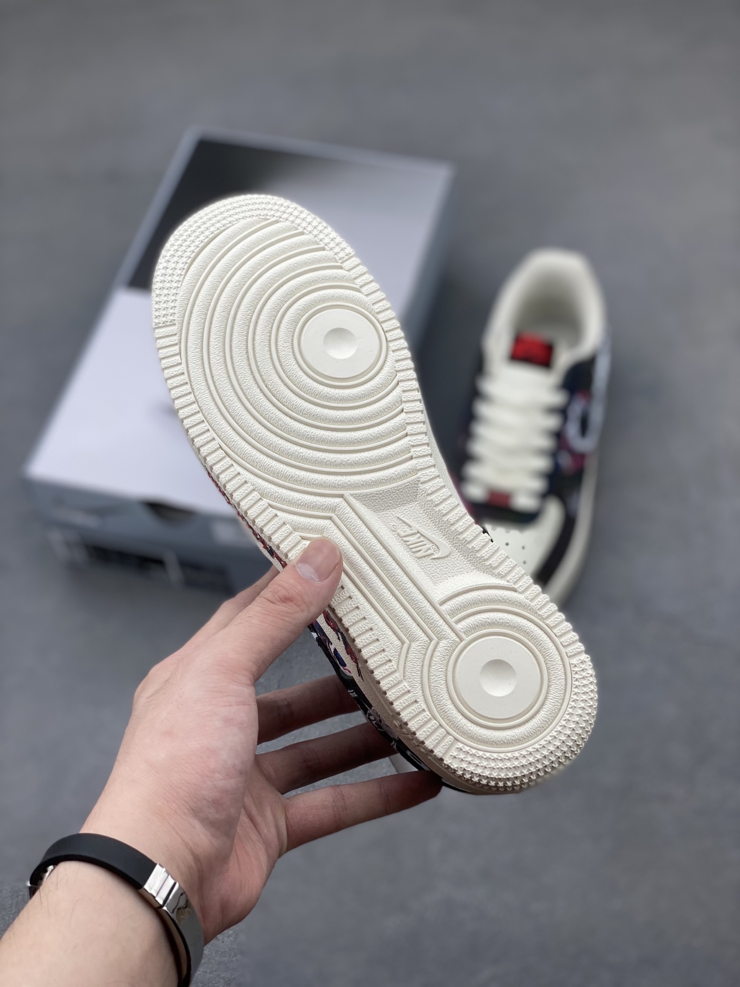 Nike Air Force 1 '07 Low Limited Edition Sneakers - Unique Design & Comfort 7 i1749410298001 9059 0 5