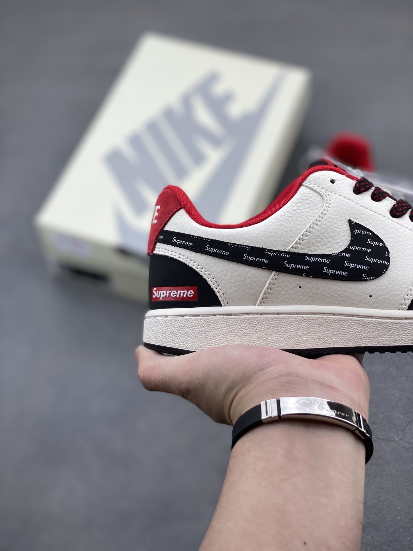 Nike Ebernon Low PRM Sneakers - Supreme Edition, Breathable and Comfortable 6 i1749410654855 6788 0 4