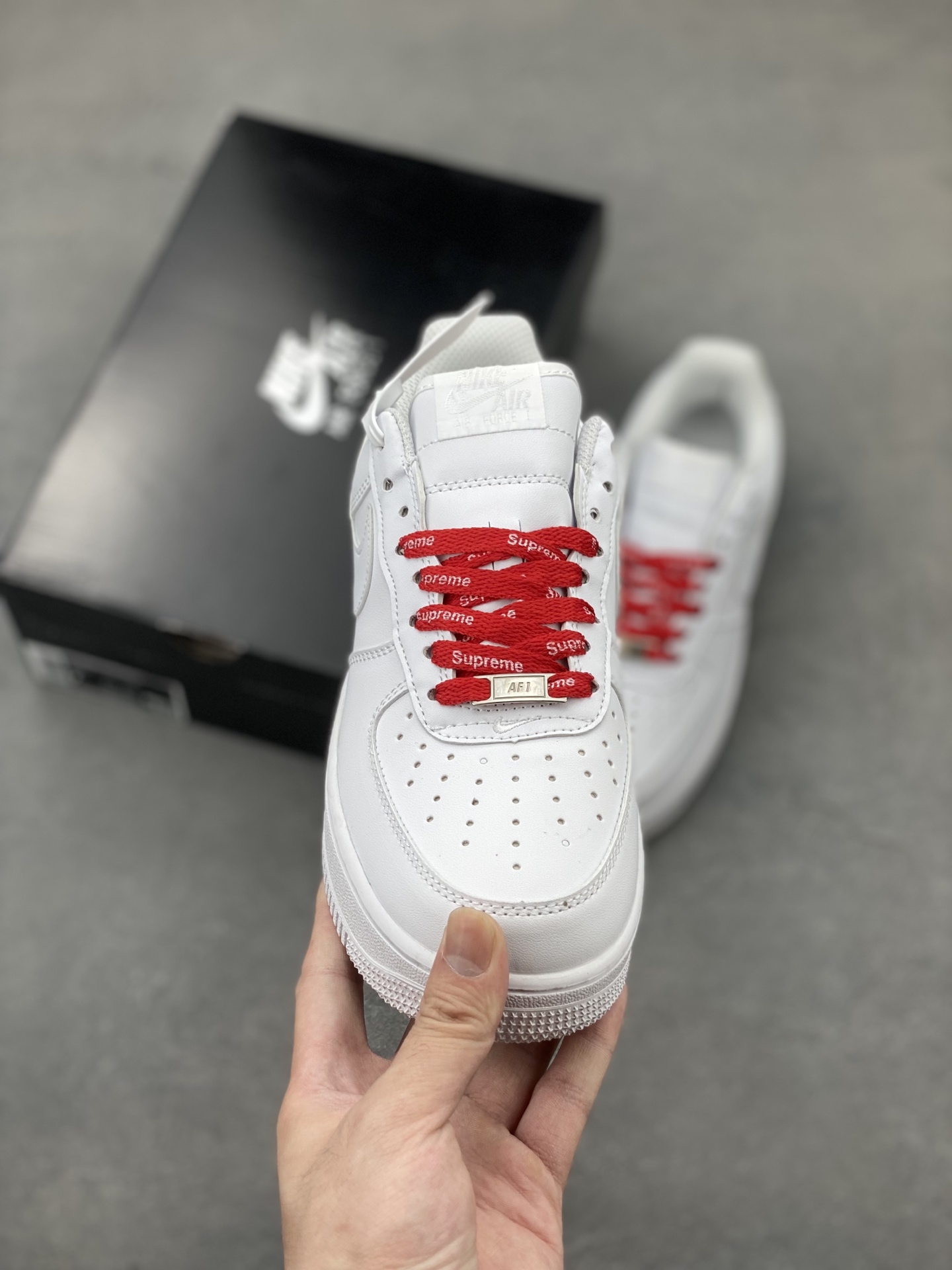 Nike Air Force 1 Low Supreme White CU9225-100 Classic Sneakers 3 i1749410736048 2405 0 1