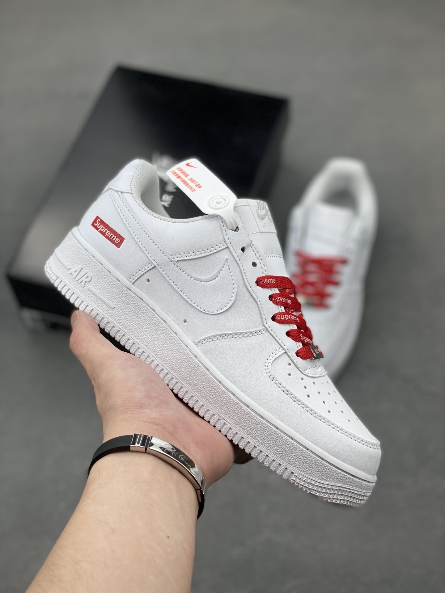 Nike Air Force 1 Low Supreme White CU9225-100 Classic Sneakers 2 i1749410749522 9453 0 0