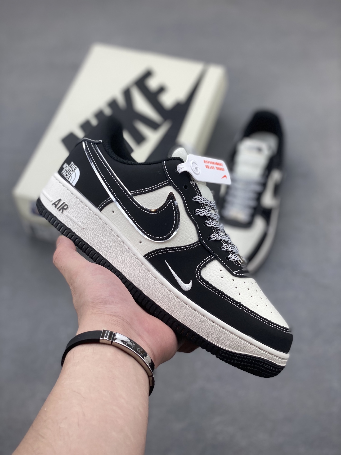 Nike Air Force 1 '07 Low Black and White Limited Edition Sneakers 2 i1749572511257 6534 0 0