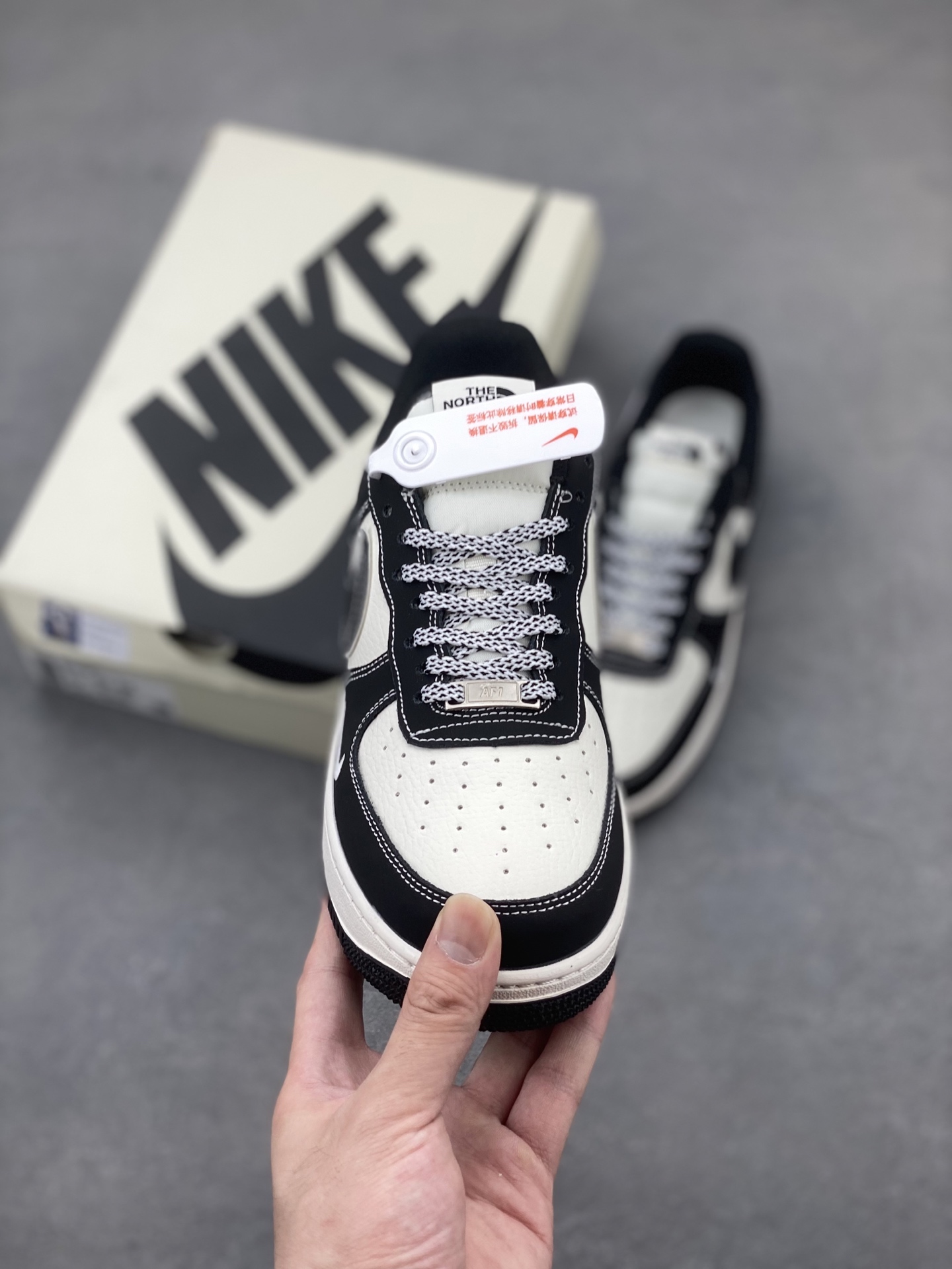 Nike Air Force 1 '07 Low Black and White Limited Edition Sneakers 3 i1749572512239 1258 0 1