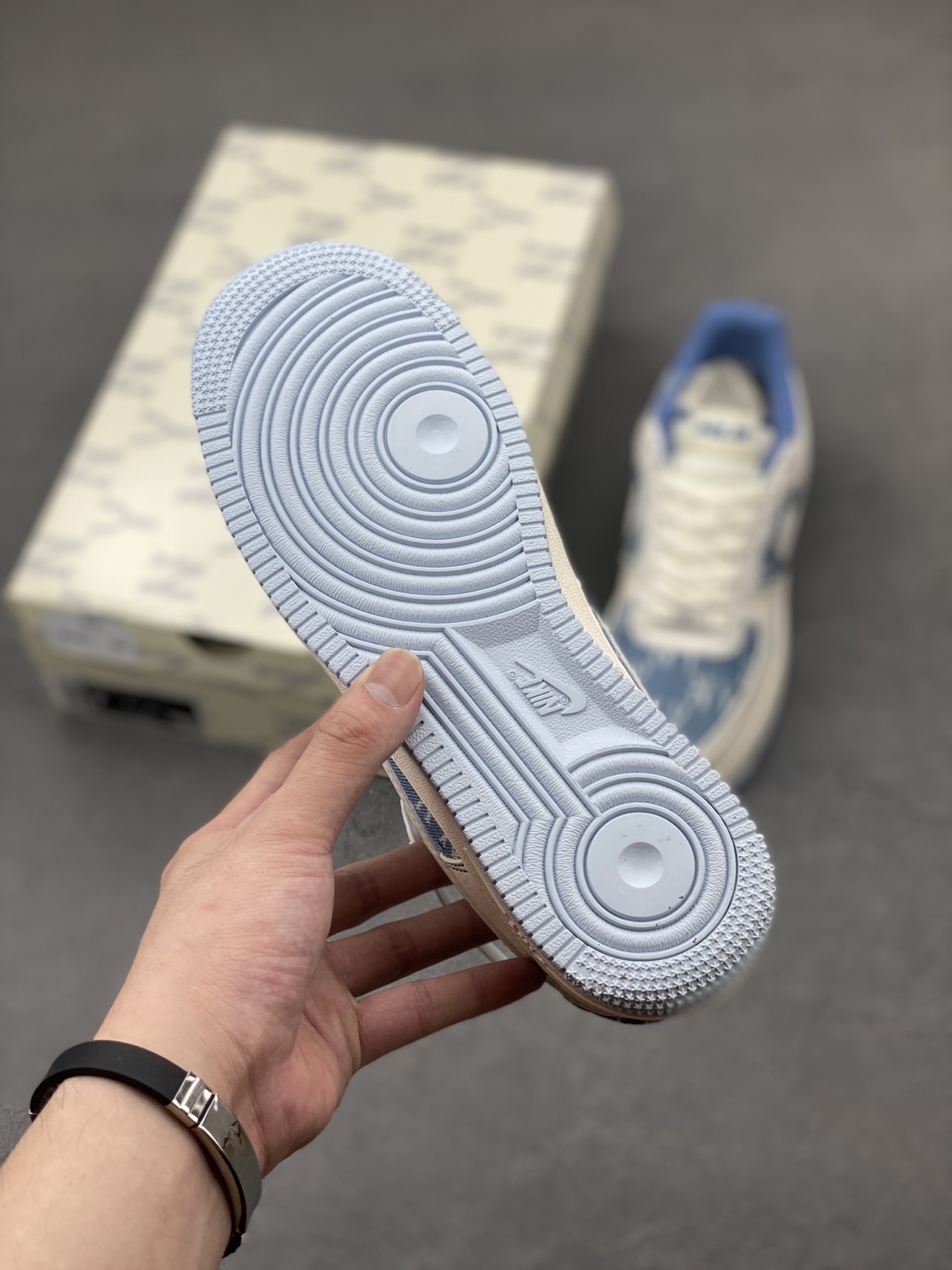 Nike Air Force 1 '07 Low Sneakers - Limited Edition MLB New York Yankees Design 7 i1749572674125 1257 0 5