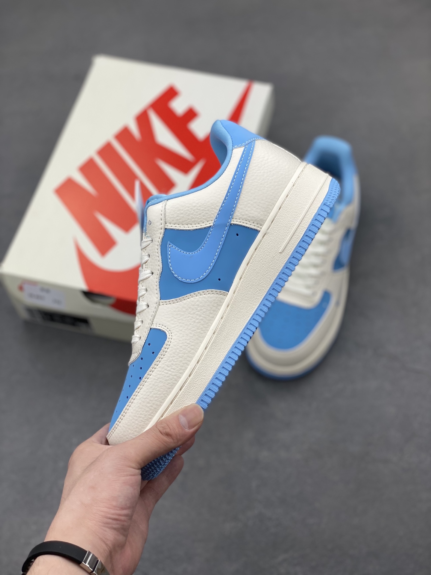 Nike Air Force 1 '07 Low White/Blue Custom Sneakers Designer Shoes 4 i1749572721290 6870 0 2