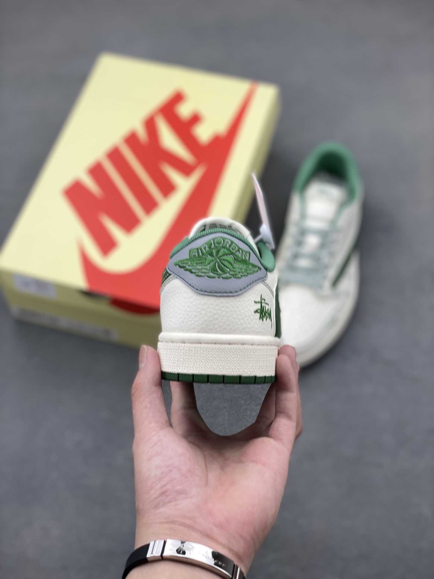 Nike Air Jordan 1 Low x Travis Scott x Stüssy Collab Sneakers 4 i1749573724705 536 0 3