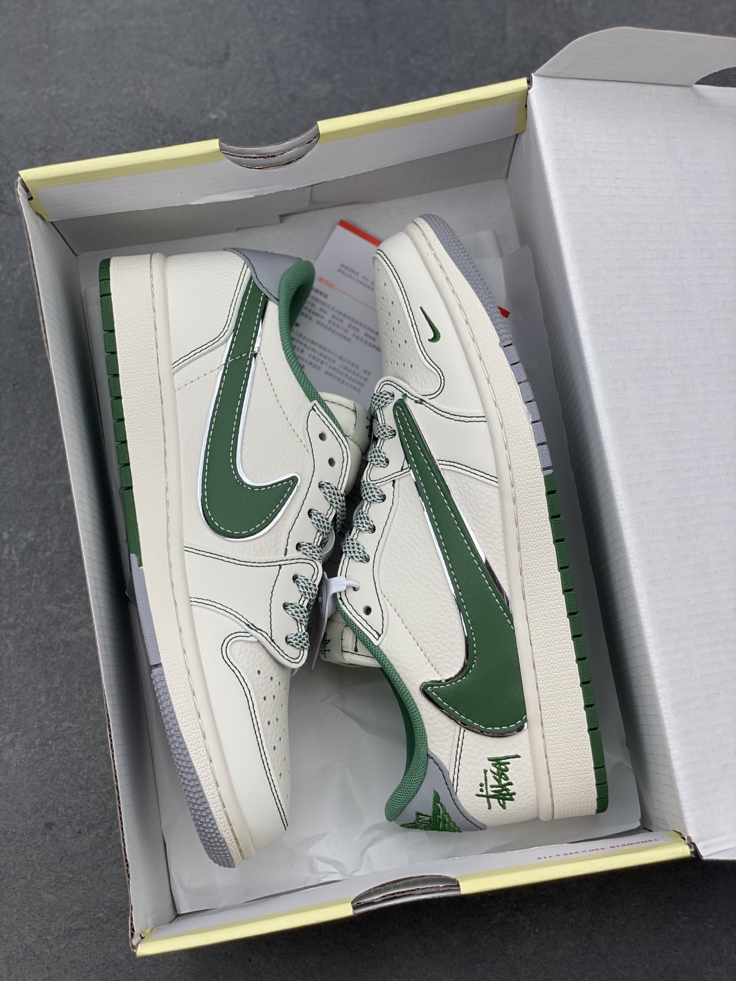 Nike Air Jordan 1 Low x Travis Scott x Stüssy Collab Sneakers 9 i1749573727026 9164 0 8