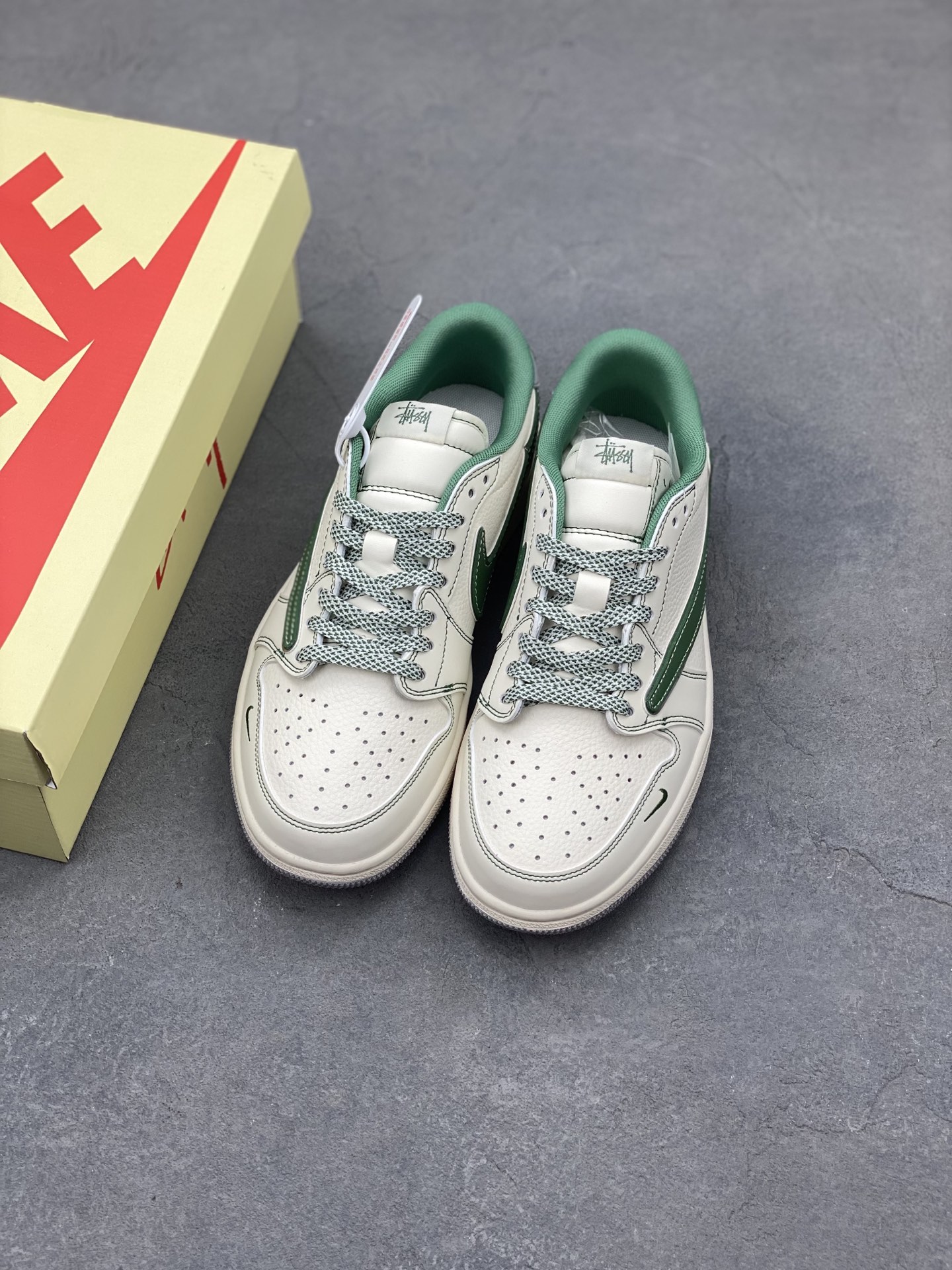 Nike Air Jordan 1 Low x Travis Scott x Stüssy Collab Sneakers 8 i1749573728060 8809 0 7