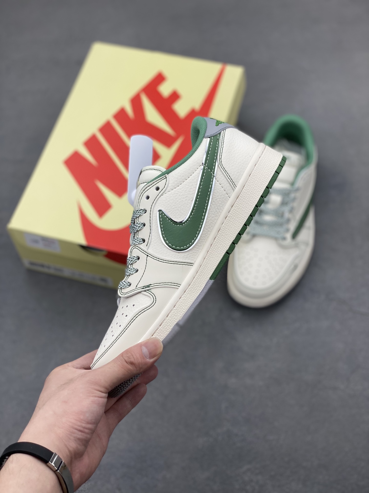 Nike Air Jordan 1 Low x Travis Scott x Stüssy Collab Sneakers 3 i1749573729473 957 0 2