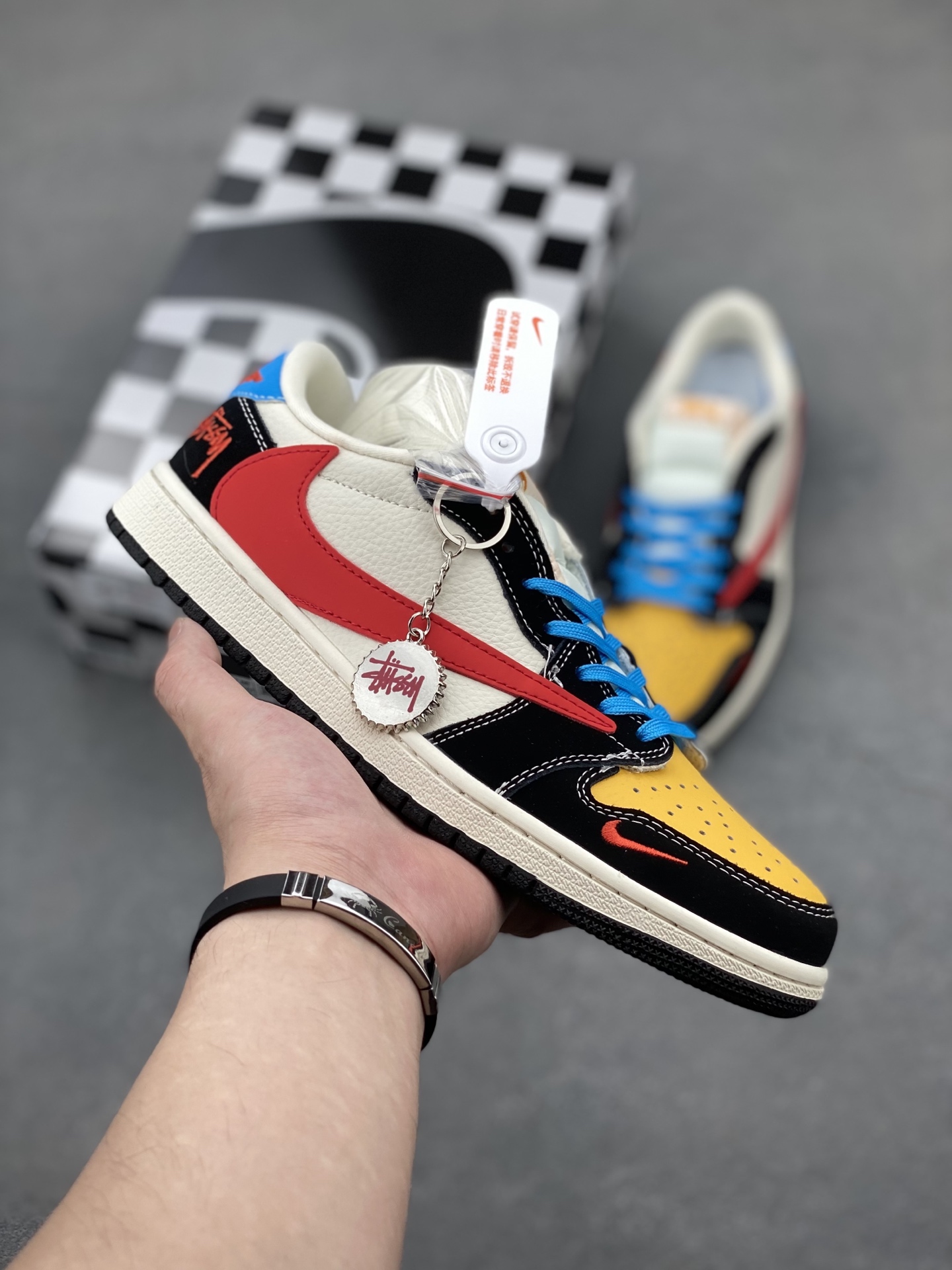 Air Jordan 1 Low Travis Scott x Air Jordan 1 Low Basketball Shoes 1 i1749573760444 8255 0 0
