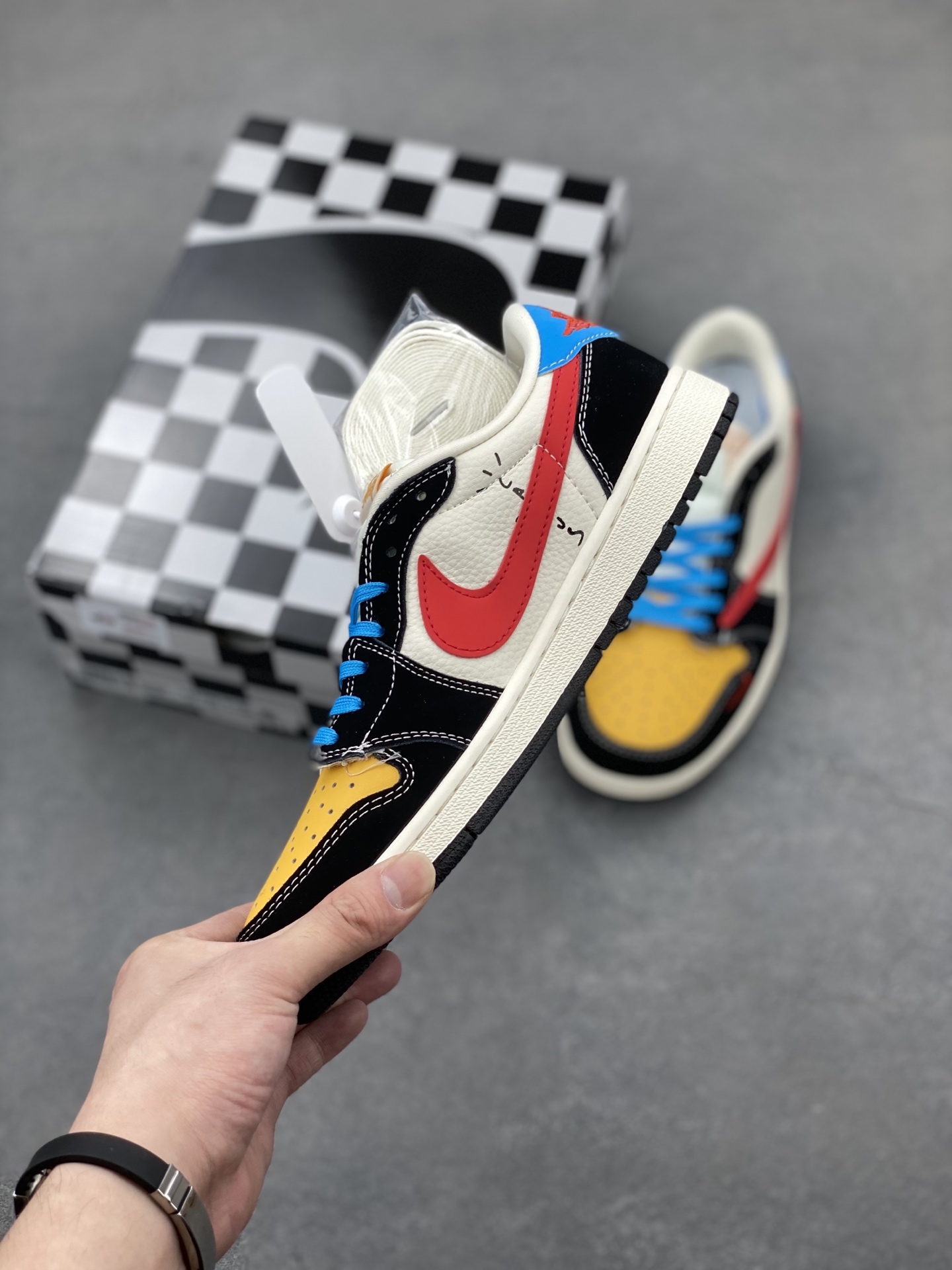 Air Jordan 1 Low Travis Scott x Air Jordan 1 Low Basketball Shoes 3 i1749573762343 5803 0 2