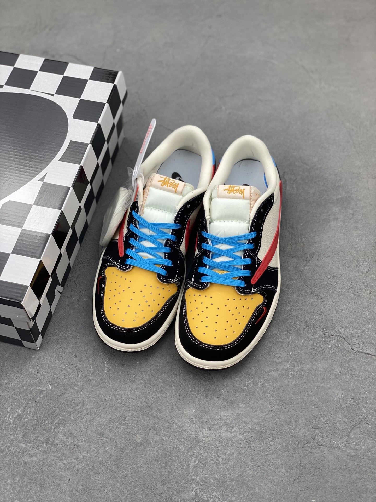 Air Jordan 1 Low Travis Scott x Air Jordan 1 Low Basketball Shoes 8 i1749573778114 8400 0 7