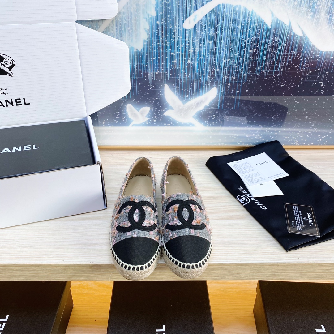 Chanel Buy
 Shoes Espadrilles White Spring/Summer Collection