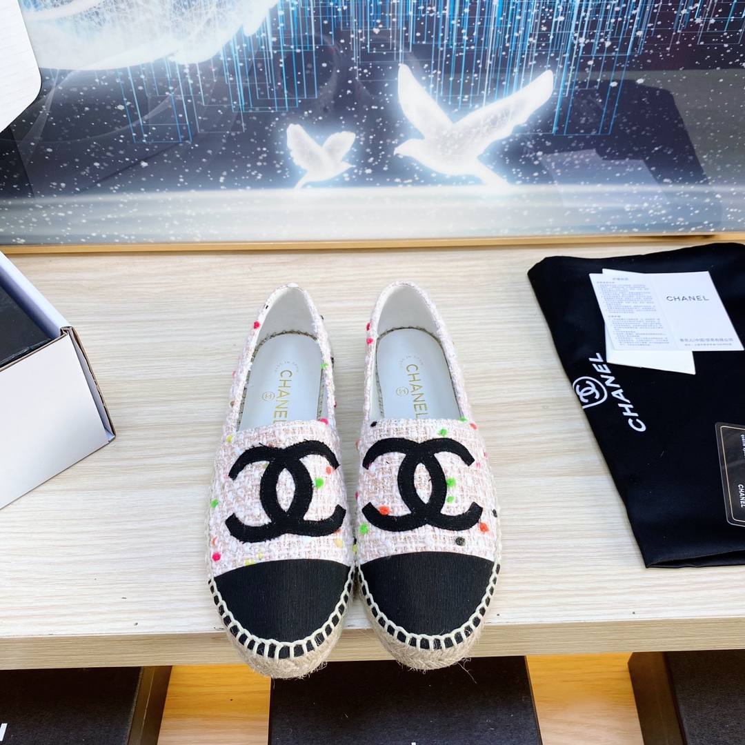 Outlet Sale Store
 Chanel Shoes Espadrilles White Spring/Summer Collection