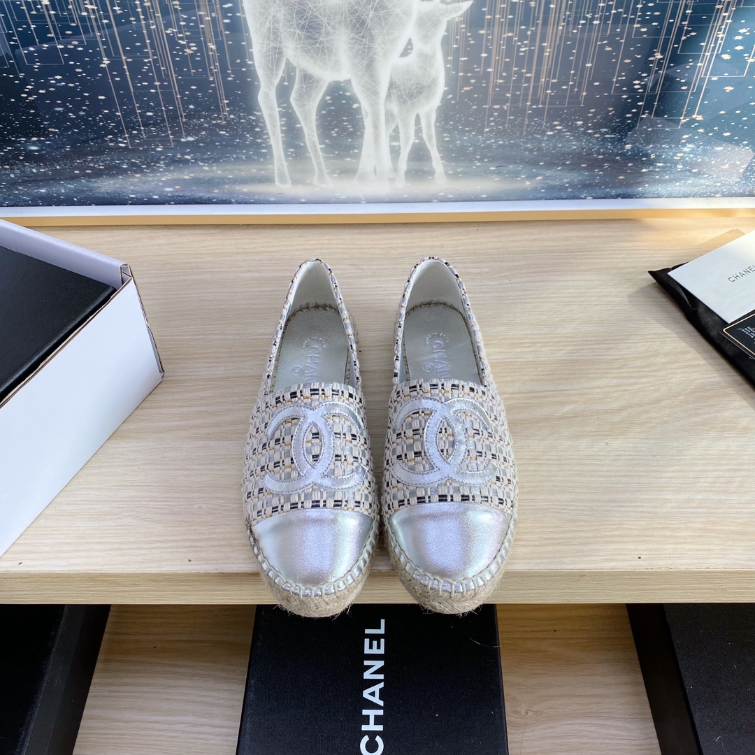 NO:173407,24s new color Chanel Chanel s spring and summer new fisherman shoes Taikoo Hui purchased three pairs of original development and purchasing white double-layer outer packaging original one-to-one shipment code: 34-42 (34 41 42 customized), fisherman shoes, chanel, chanel, espadrilles1986090924s新色Chanel香奈儿s春夏新款渔夫鞋太古汇购入三对原版开发配代购白色双层外包装原版一比一出货码数:34-42(34 41 42定做),渔夫鞋,chanel,chanel,espadrilles,Women's Shoes