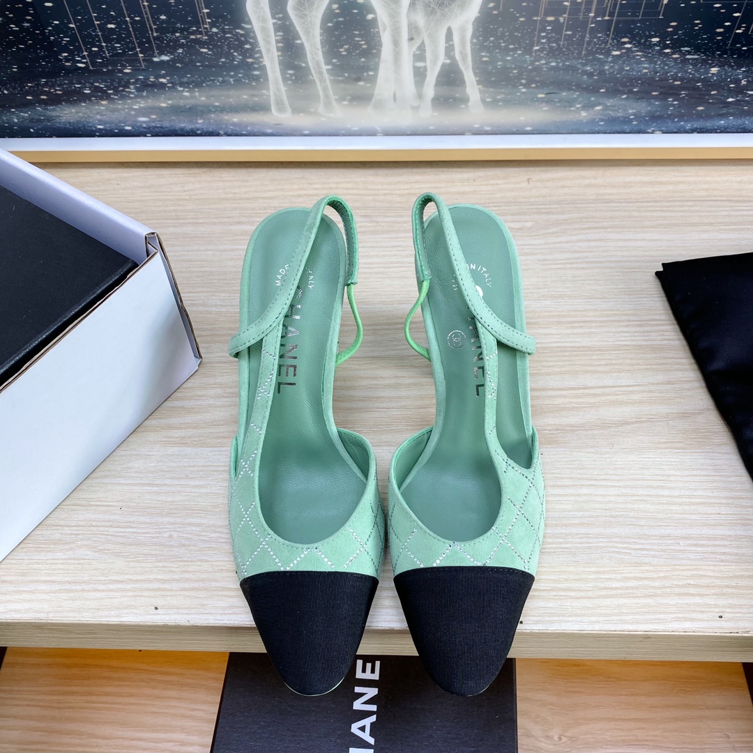 NO:173411,Xiaoxiang 2025 summer new product ~ Xiaoxiang new sandals!  Copy the same as original version 11!  Non-market ordinary version. Fabric suede inner sheepskin heel height 9cm outsole Italian leather sole size 35-39 (34 40 41 42 Custom made non-return), sandals, sandals, sheepskin, chamois leather19860909小香2025夏季新品 ～小香新款凉鞋！同原版11复制！非市场普通版本. 面料麂皮 内里羊皮 跟高9cm 大底意大利皮底 码数35-39（34 40 41 42 定做不退换）,凉鞋,sandals,sheepskin,chamois leather,Women's Shoes