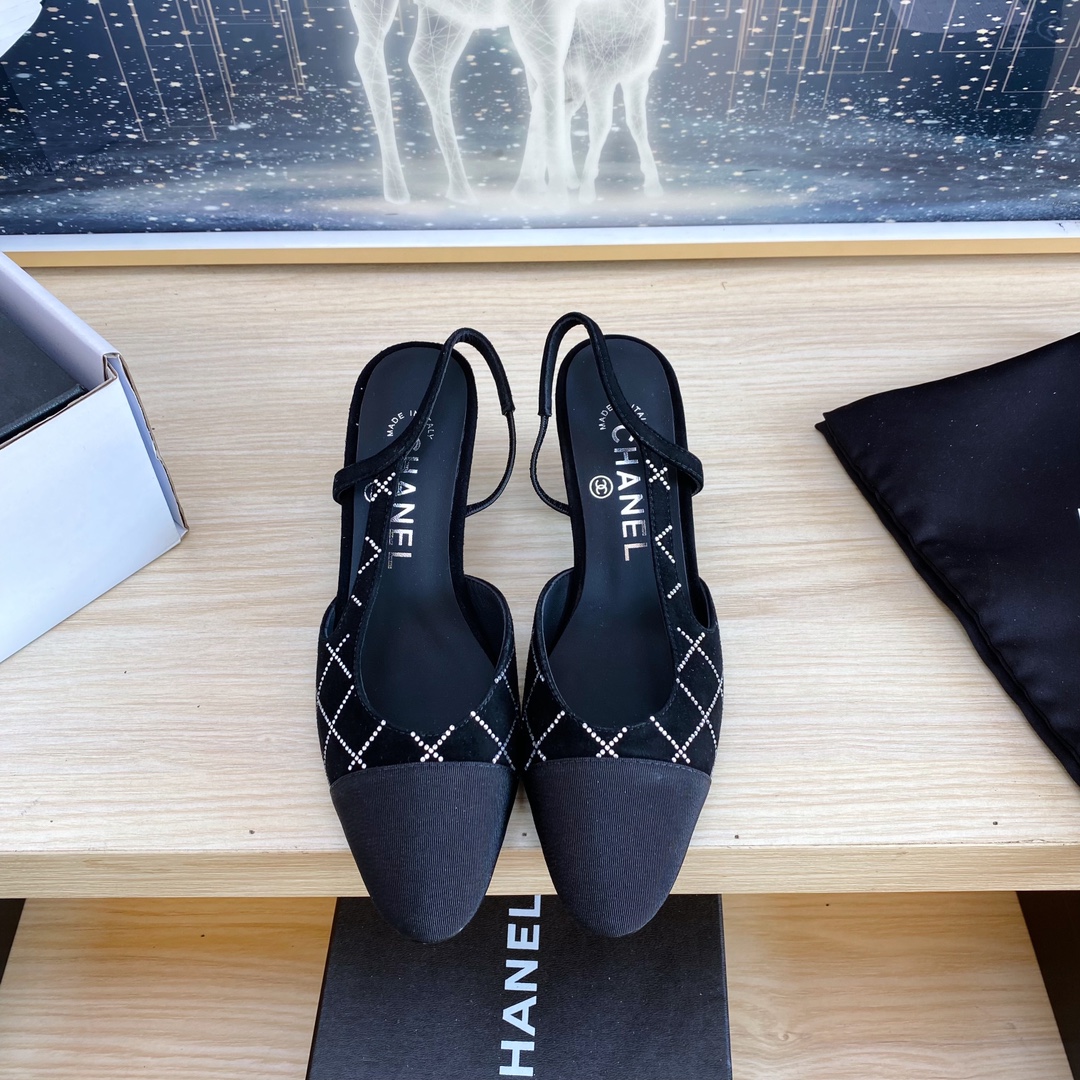 NO:173398,Xiaoxiang 2025 summer new product ~ Xiaoxiang new sandals!  Copy the same as original version 11!  Non-market ordinary version. Fabric suede inner sheepskin heel height 6.5cm outsole Italian leather sole size 35-39 (34 40 41 42 Custom made non-return), sandals, sandals, sheepskin, chamois leather19860909小香2025夏季新品 ～小香新款凉鞋！同原版11复制！非市场普通版本. 面料麂皮 内里羊皮 跟高6.5cm 大底意大利皮底 码数35-39（34 40 41 42 定做不退换）,凉鞋,sandals,sheepskin,chamois leather,Women's Shoes