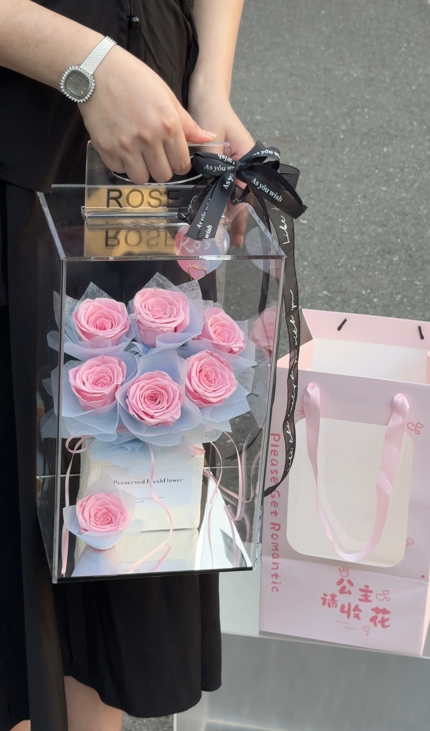 ROSE Eternal Flower Box - Perfect Gift for Valentine's Day, Anniversaries 5 i1754725932223 6073 0 4