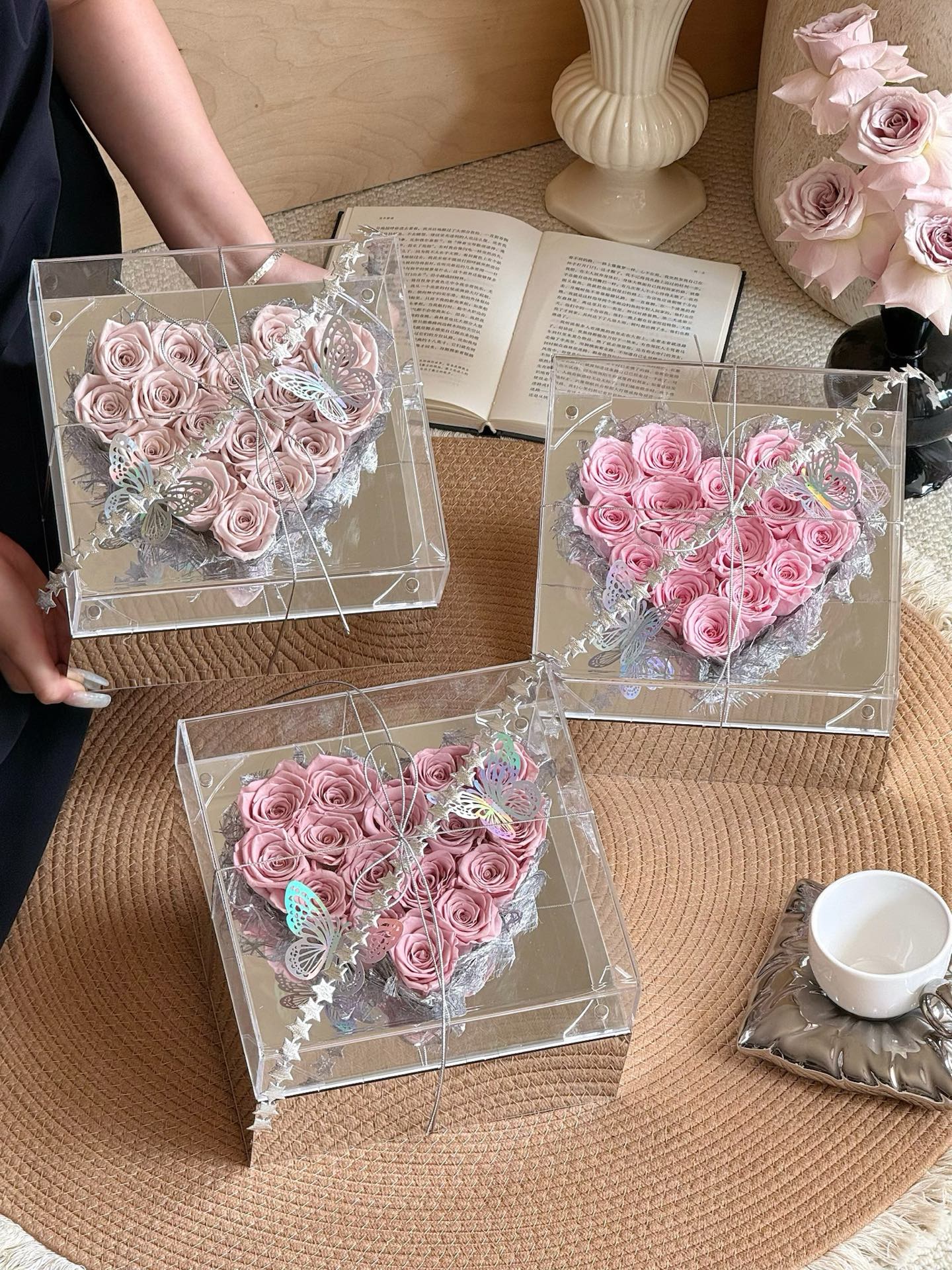 Eternal Love: Heart-Shaped Preserved Rose Flower Box with Acrylic Case 4 i1755485410696 8891 0 1