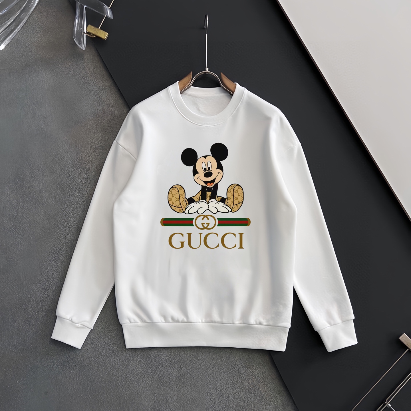 GUCCI 古驰 秋冬新作 個性デザイン ラウンドネックスウェット