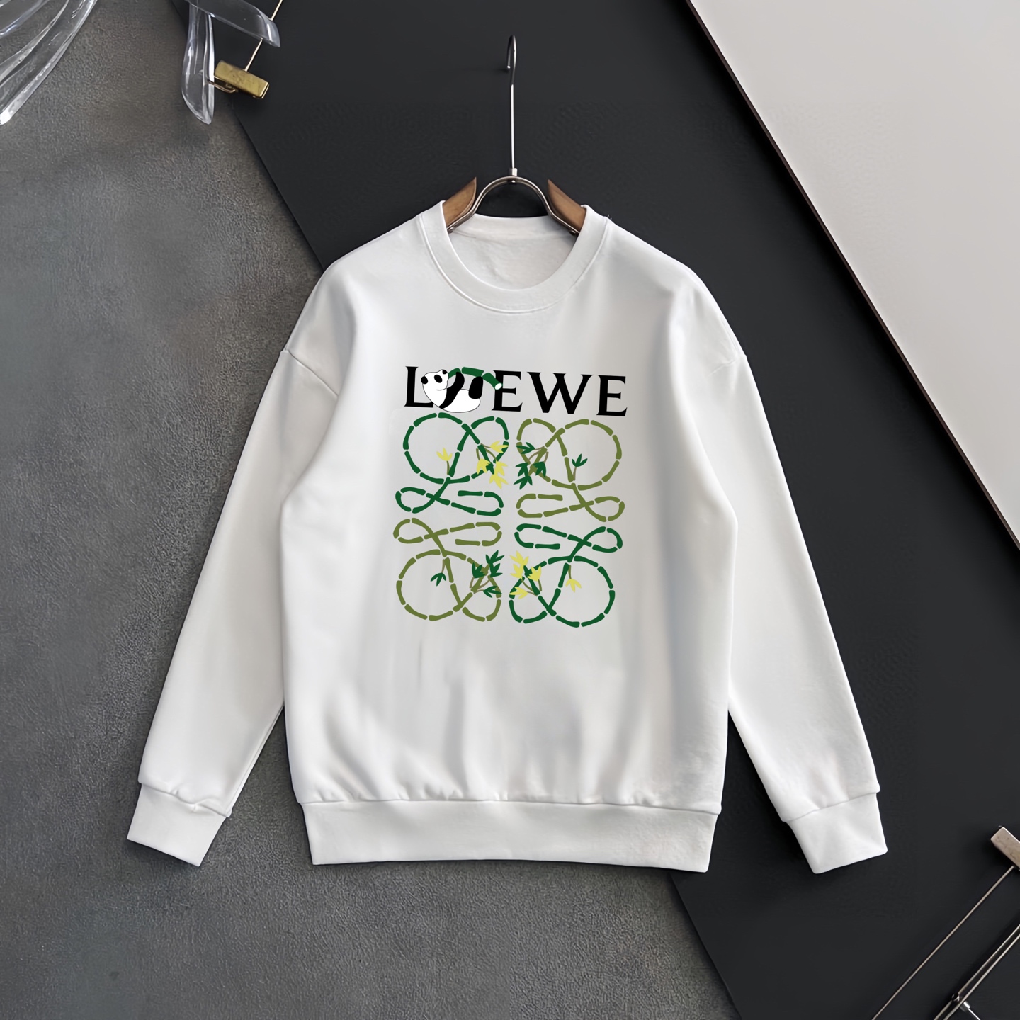 LOEWE ロ意威 秋冬新作 400g純綿ラウンドネックスウェット