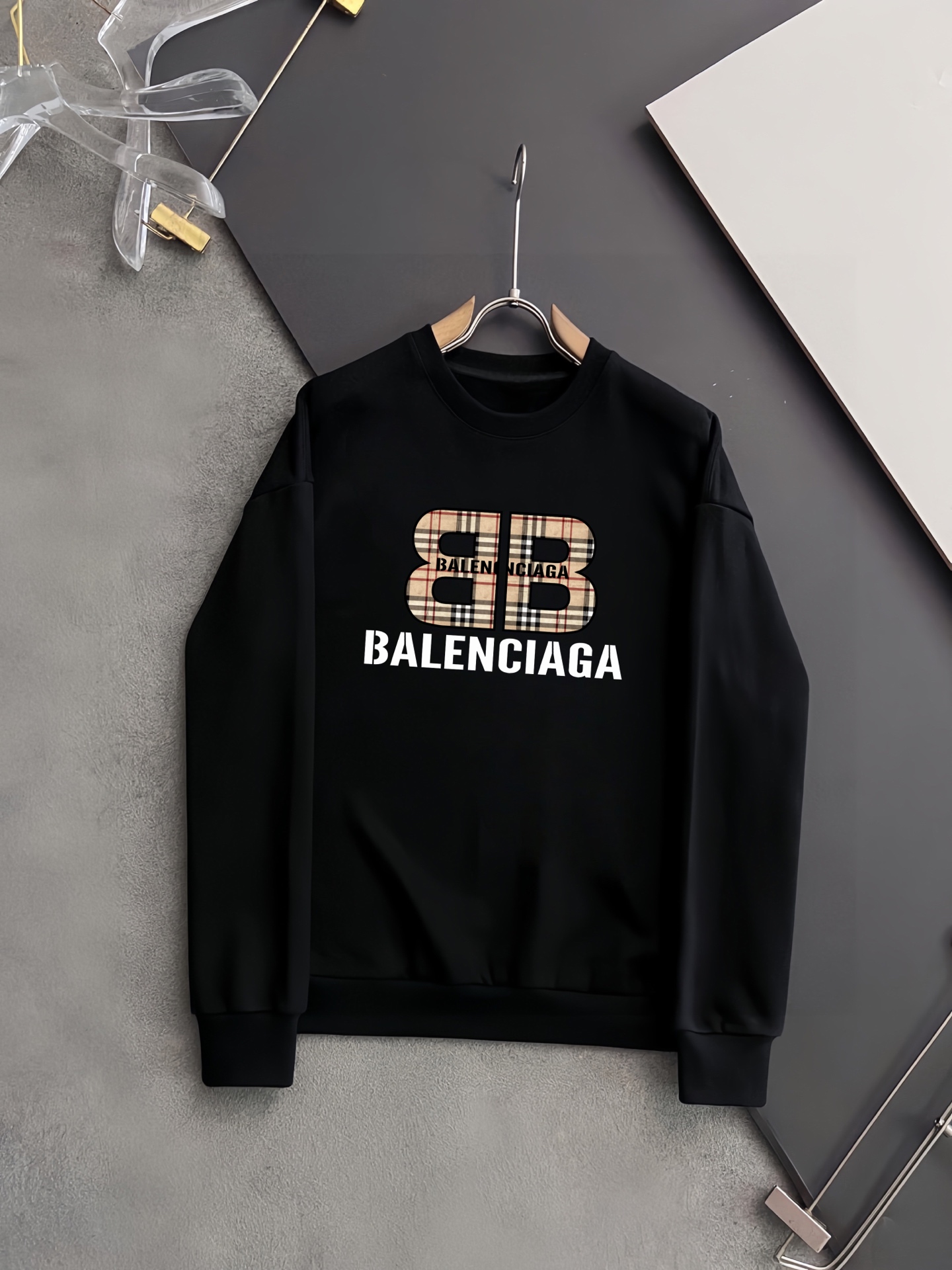 BBR 巴宝莉 秋冬新作 クラシックデザイン ラウンドネックスウェット