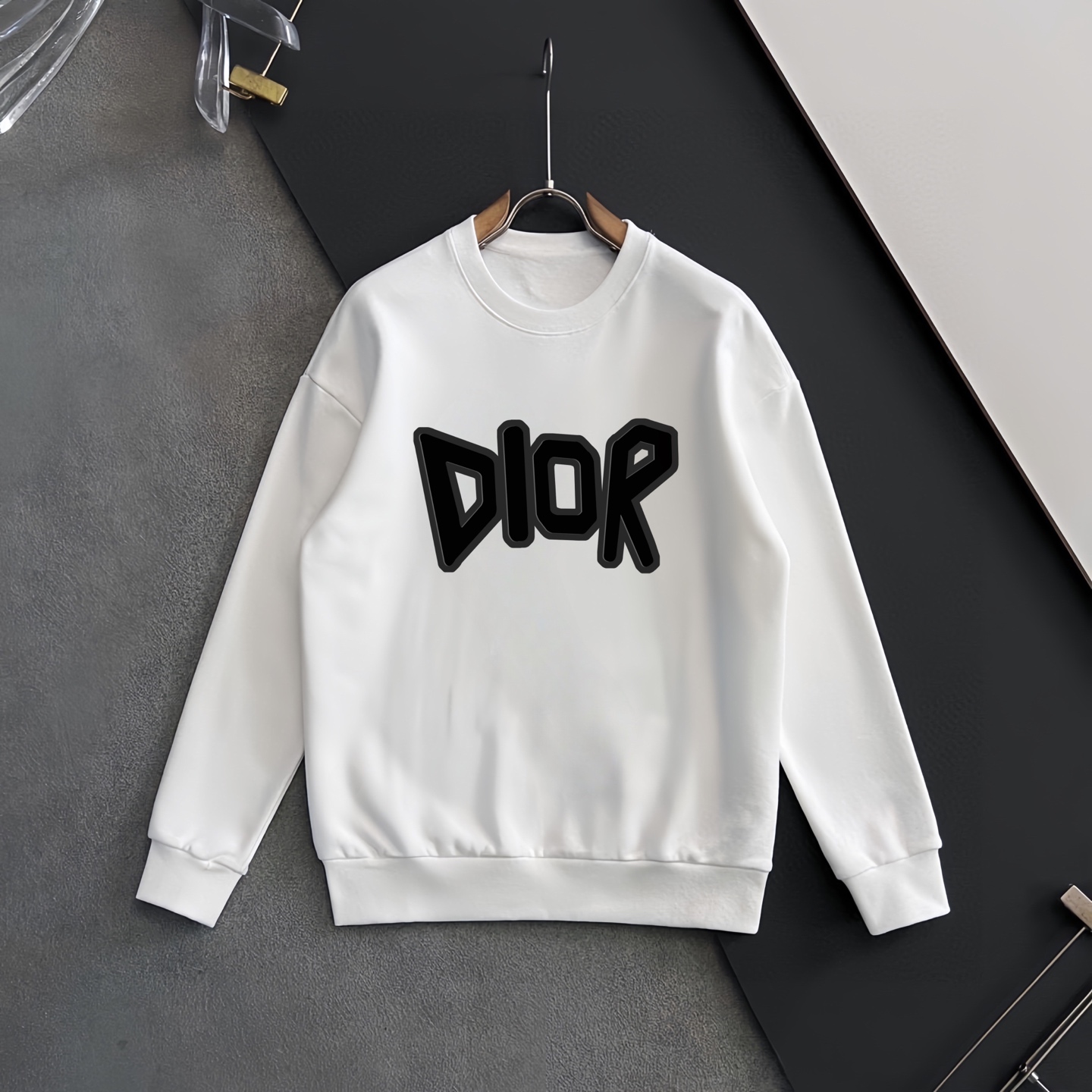 DIOR 迪奥 秋冬新作 クラシックデザイン ラウンドネックスウェット