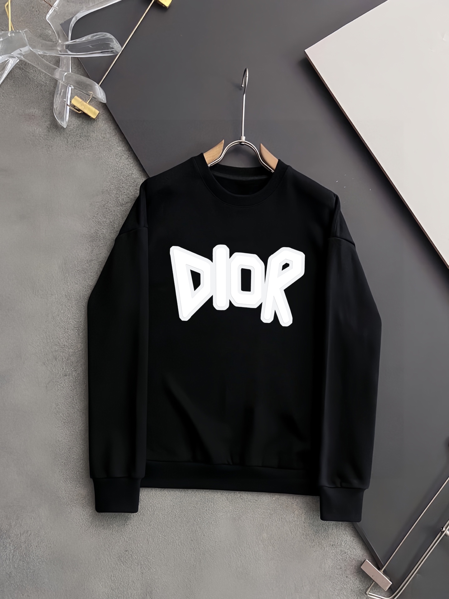 DIOR 迪奥 秋冬新作 クラシックデザイン ラウンドネックスウェット