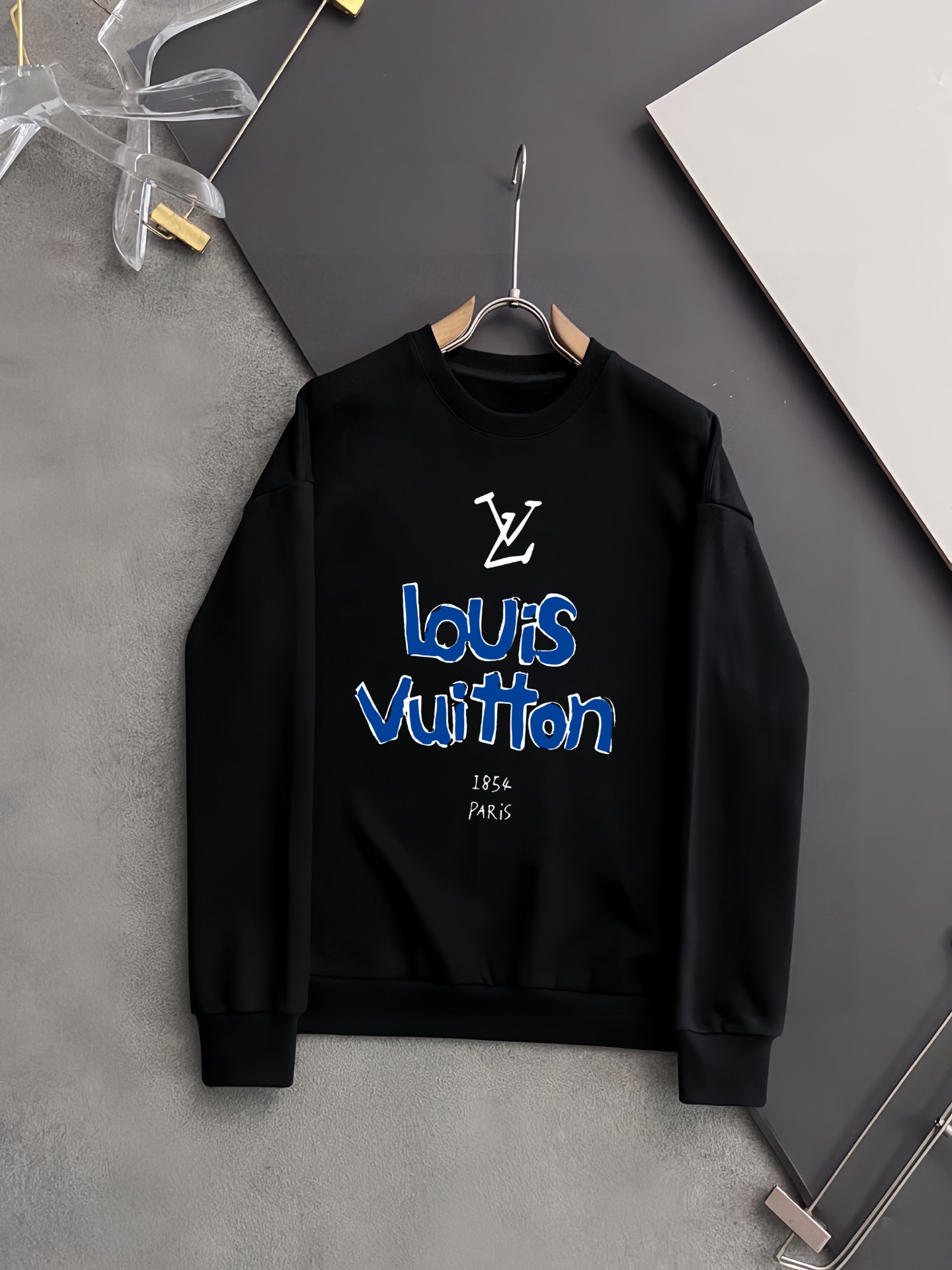 LV 驴牌 秋冬円型セーター 400g純綿の個性派デザイン