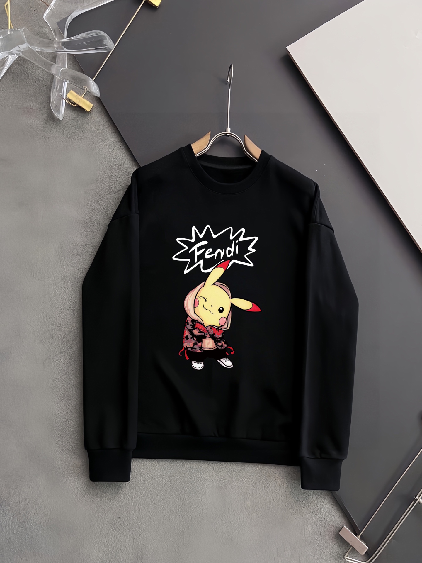 FENDI 芬迪 クラシックデザイン 400g コットン スウェットシャツ