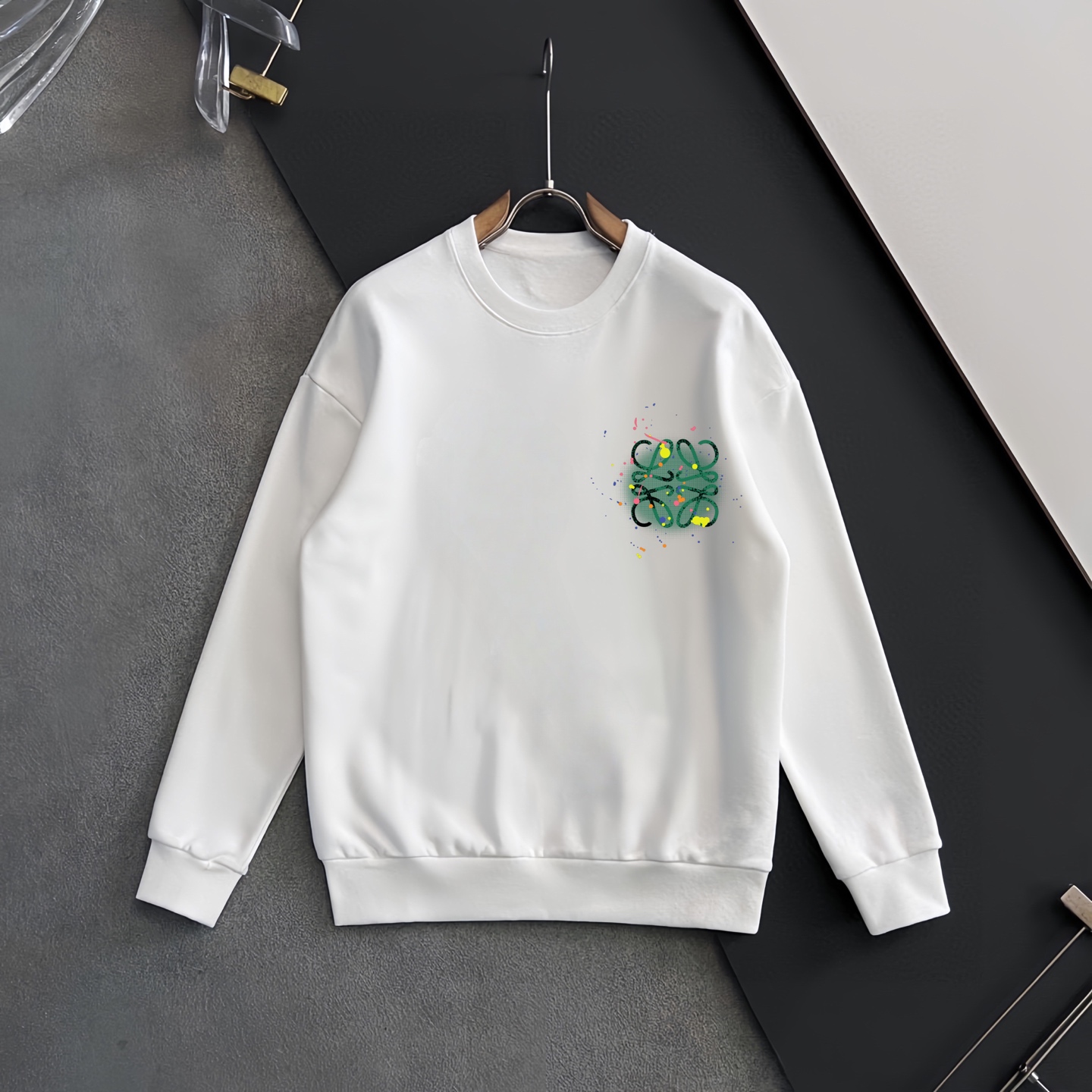 LOEWE クラシックデザインの個性派衛衣 - 400g純綿