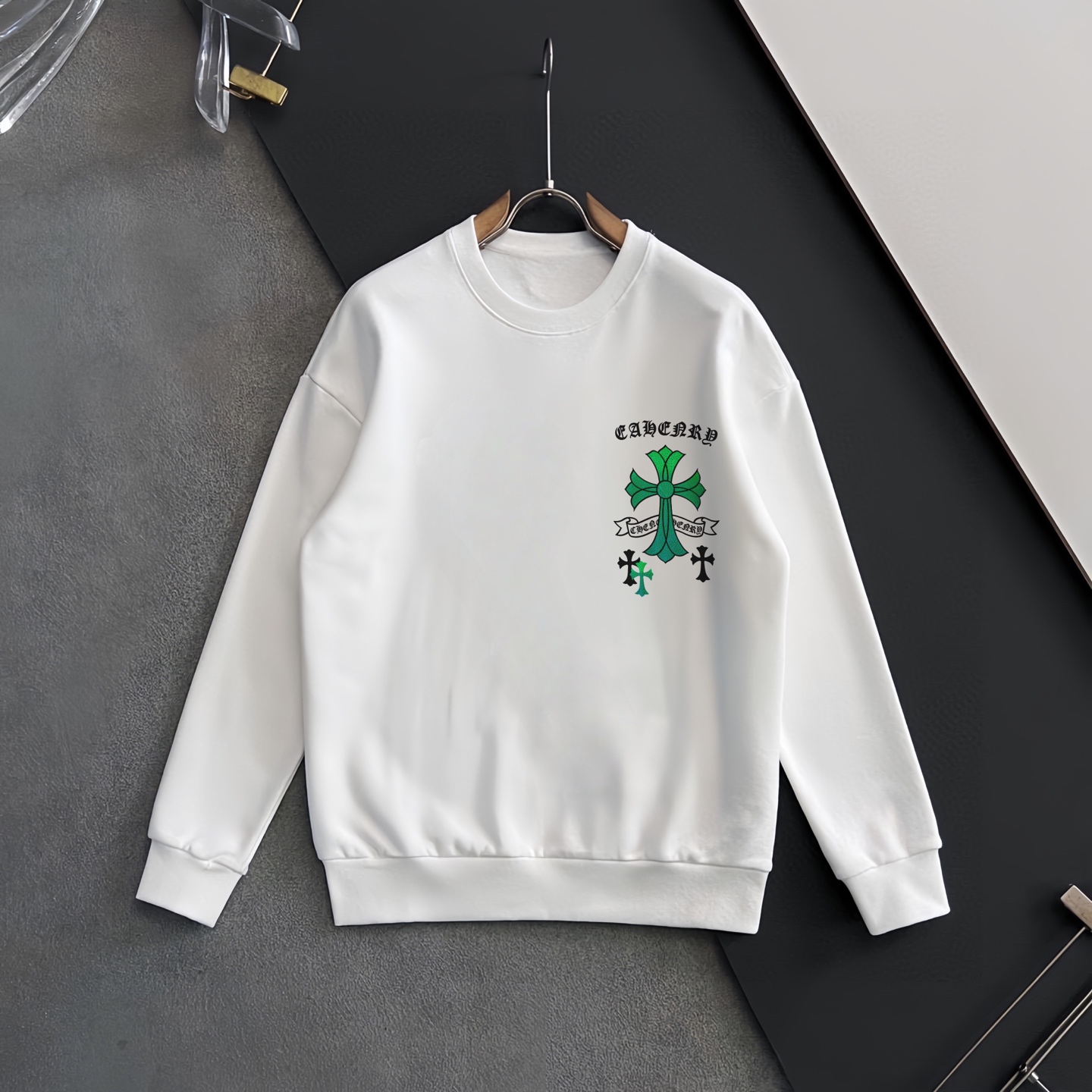 CH 克罗心 秋冬新作 個性デザイン ラウンドネックスウェット