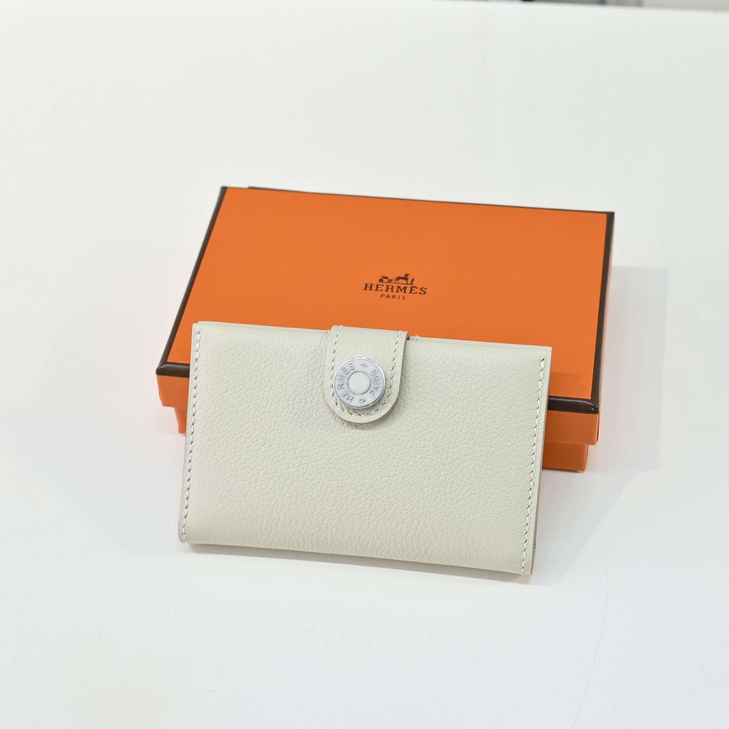 NO:894950,H family R.M.S small card holder Evercolor leather enamel buckle Your small card holder Quickly put it in your bag, H wallet, wallets19860909H家 R.M.S小卡包 Evercolor皮 珐琅扣 你的小卡包 赶紧放进你的包包,H 钱包,wallets,欧美剧
