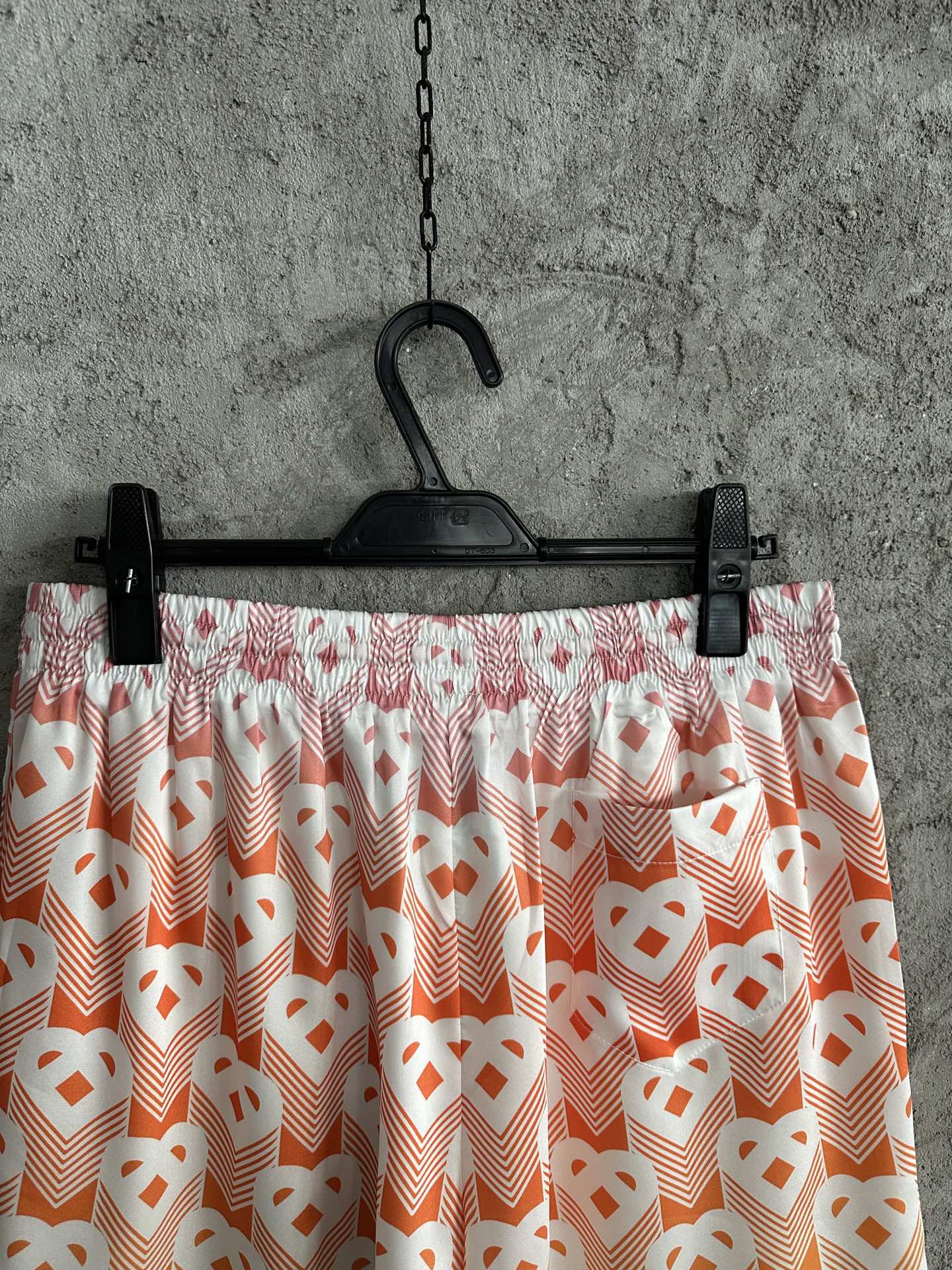 CASABLANCA 2024SS Heart-Patterned Silk Shorts - Stylish Summer Essential 8 i1718874762 1067 6