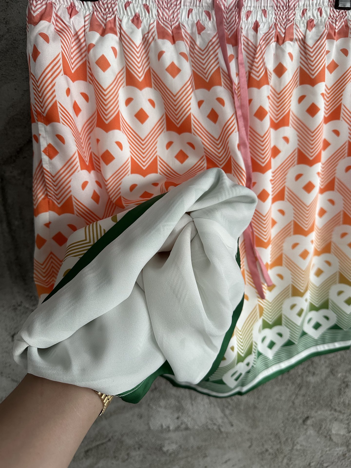 CASABLANCA 2024SS Heart-Patterned Silk Shorts - Stylish Summer Essential 6 i1718874762 346 3