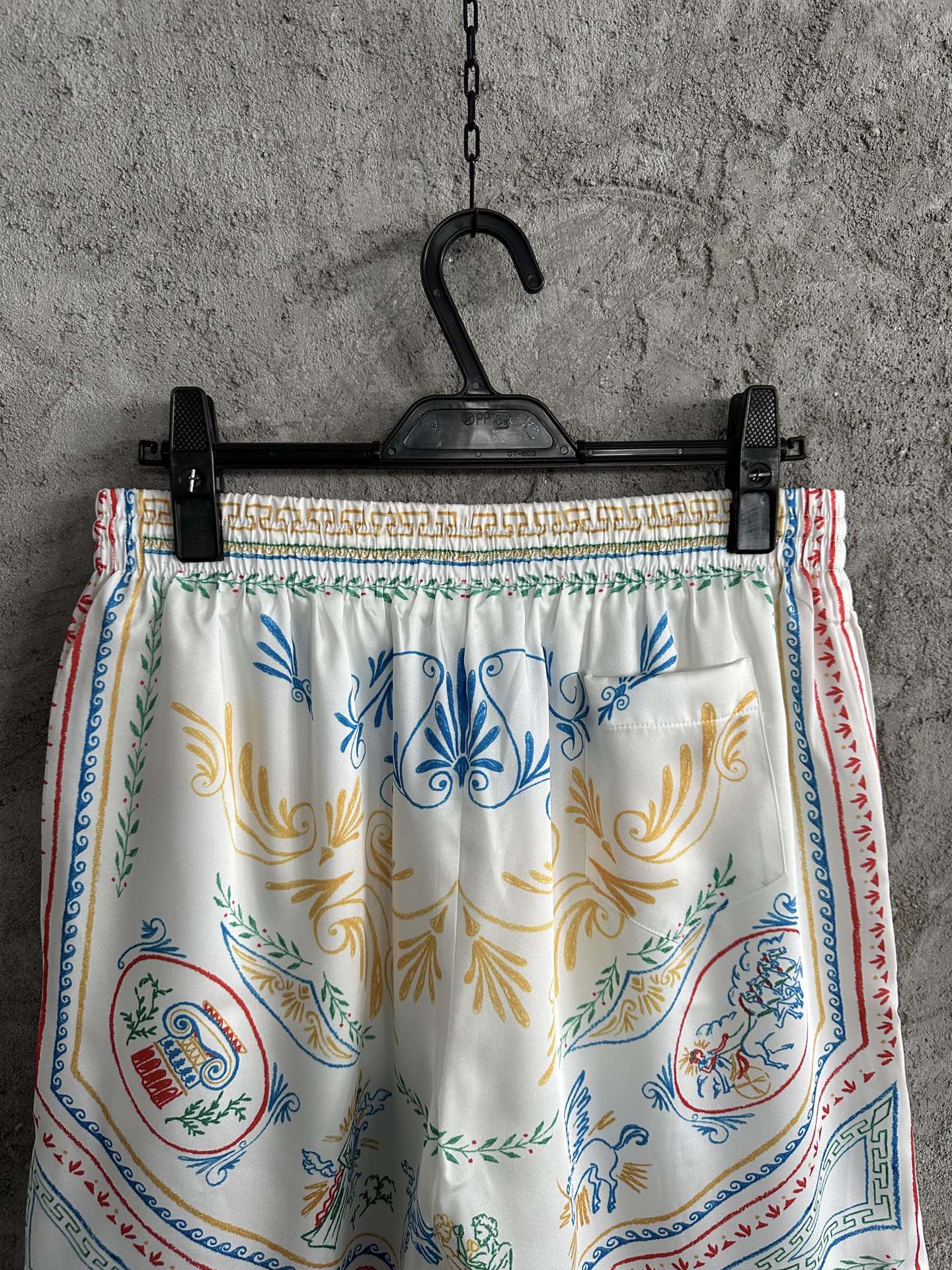 CASABLANCA 2024SS Totem Pattern Silk Shorts Custom Fabric Elastic Waist 8 i1726899518 1999 4