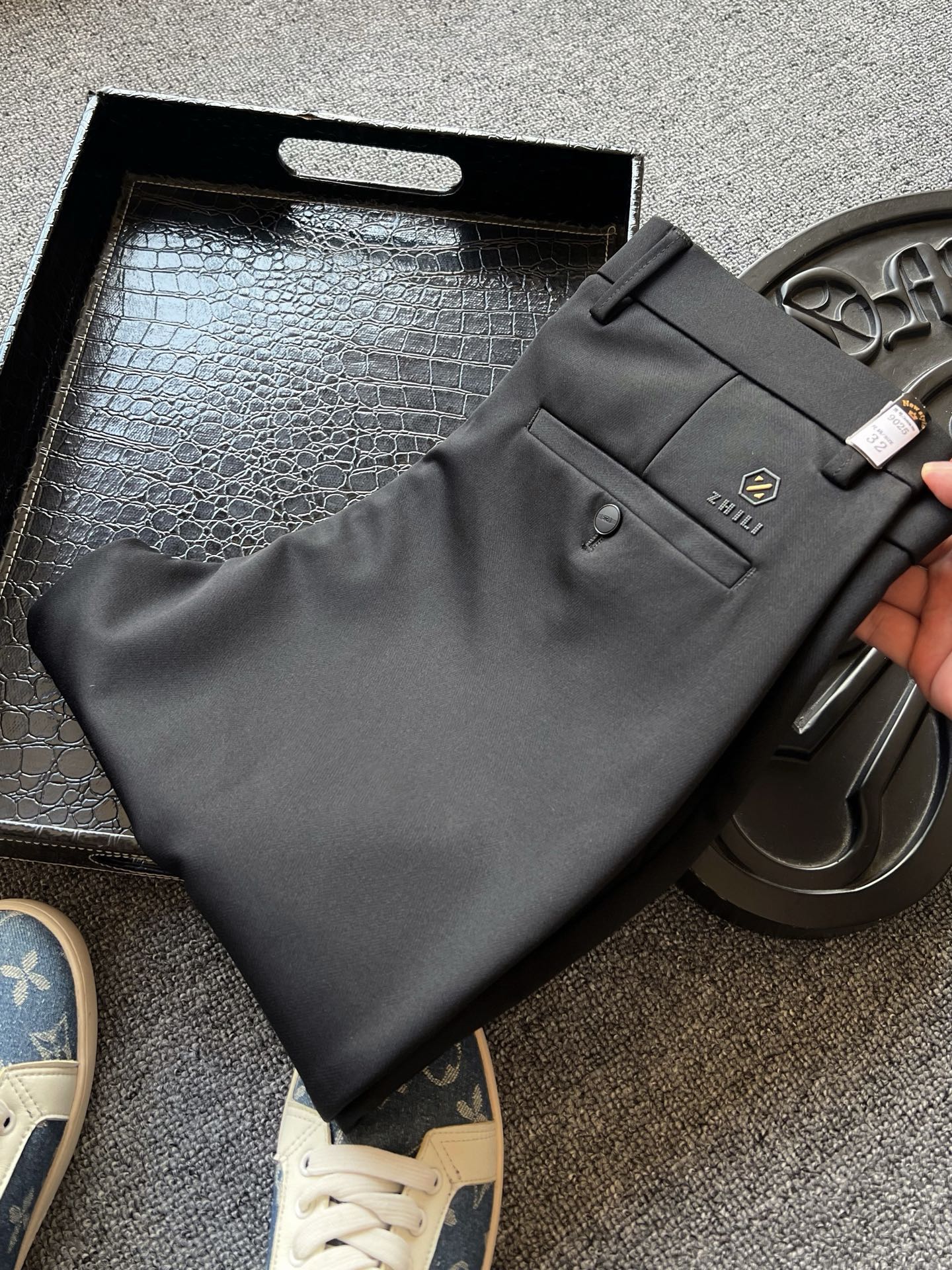 Zegna Business Casual Suit Pants, Premium Blend, Modern Fit