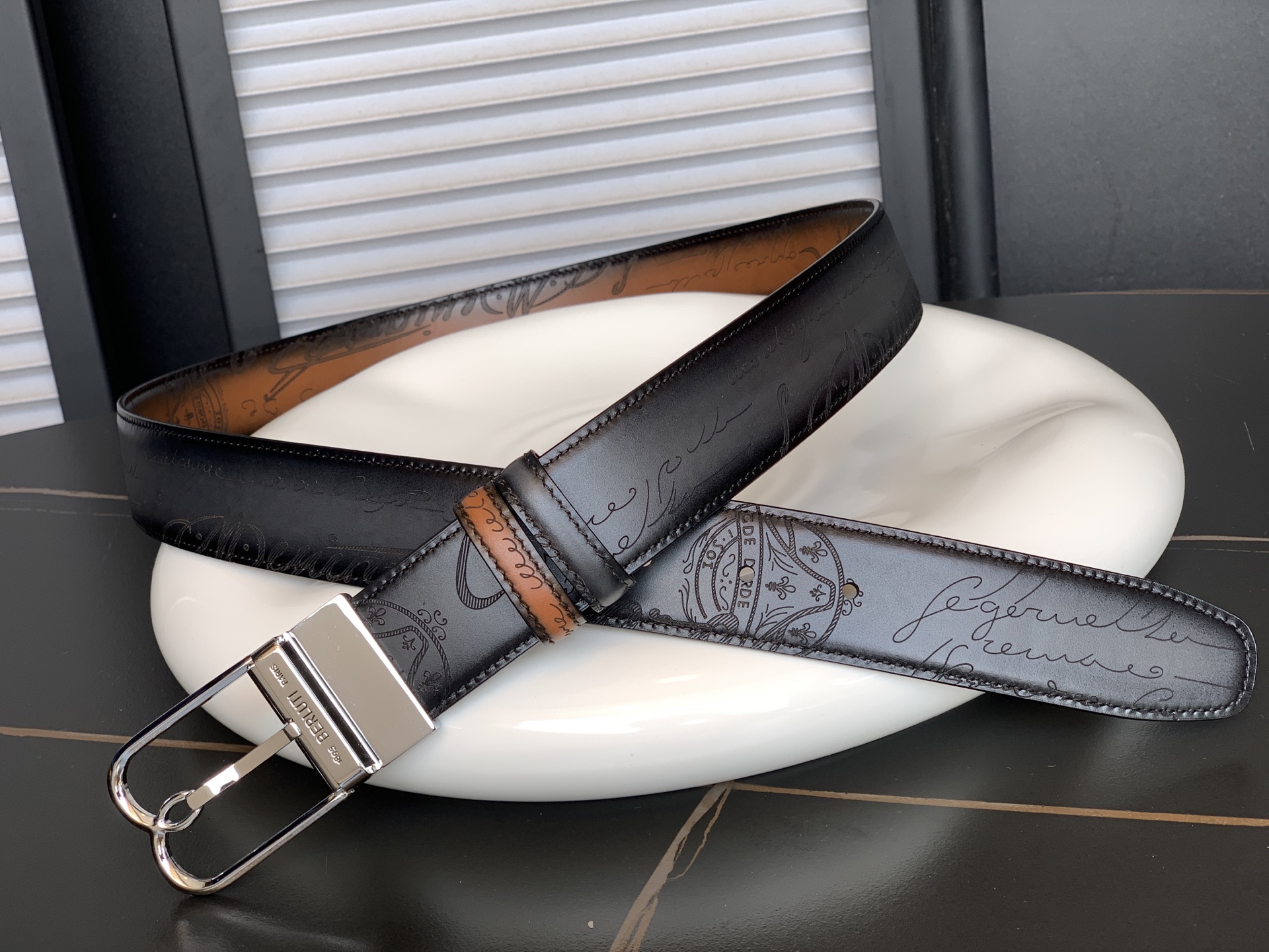 _dth9sK01G_upfZa-u5Sfadq6H6SruYuELVKGyUg