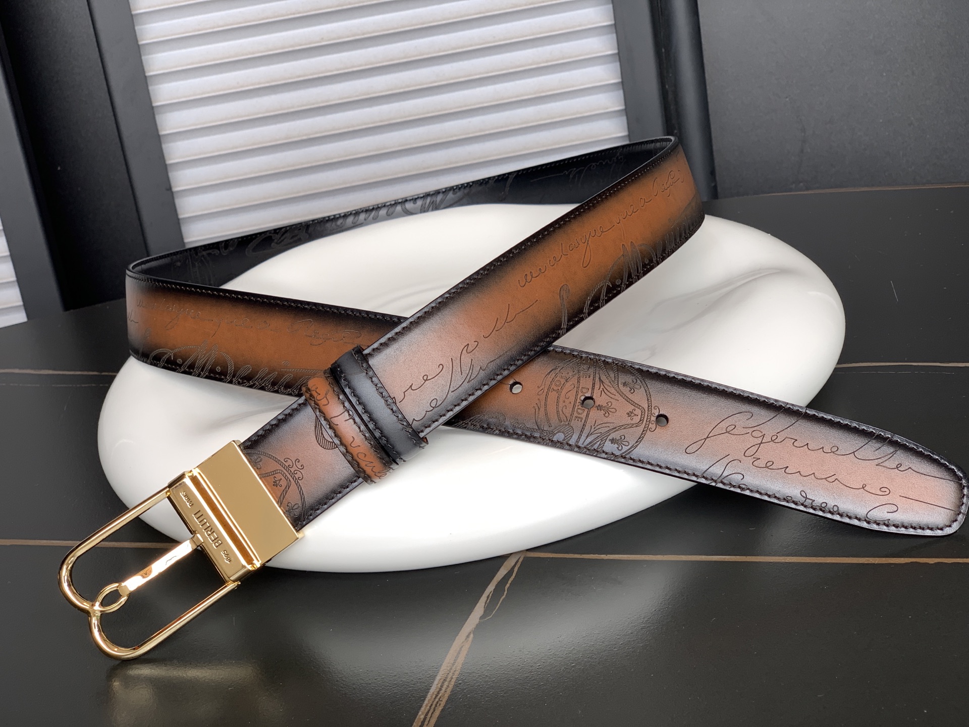 _dmz9syAILjs_w7UgAyrVZyLxtUrlB3Dit7qH1Uw