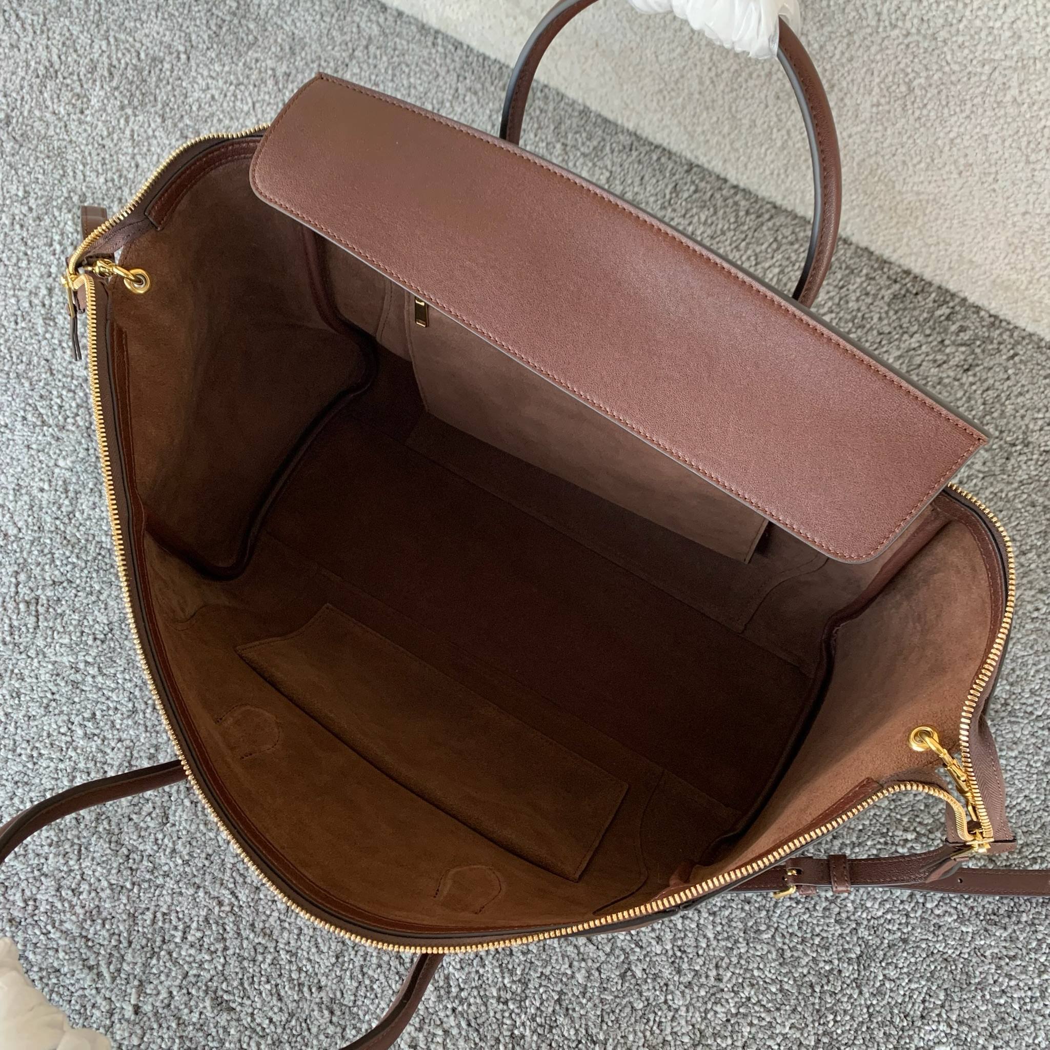 NEW LUGGAGE中号手袋可容纳A4尺寸文件21.7X6.5X9.1英寸(55X16.5X23厘米)