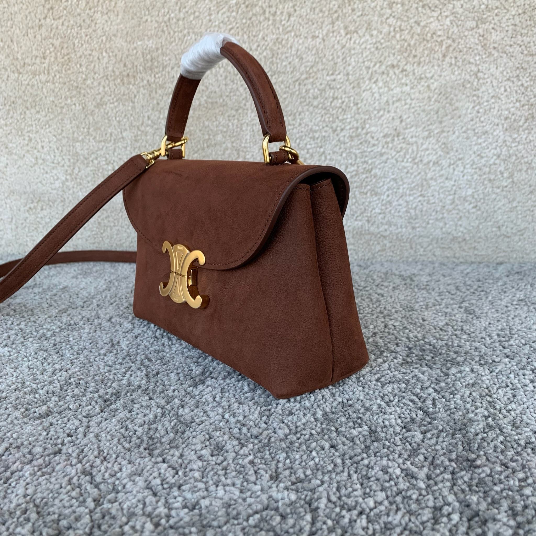 TEEN NINO手袋20.5X13X8厘米)牛皮革羊皮革衬里金色饰面手提、肩背和斜挎TRIOMPHE金