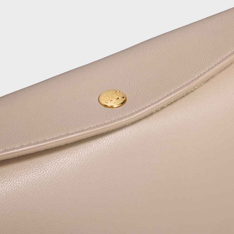 TRIO FLAP手袋迷你手袋，本款型可装下PLUS等较大的智能手机机型 22X14X4厘米)羊皮革牛剖