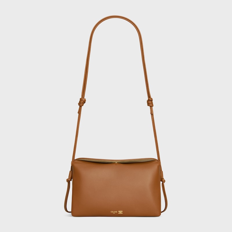 TRIO FLAP手袋迷你手袋，本款型可装下PLUS等较大的智能手机机型 22X14X4厘米)羊皮革牛剖