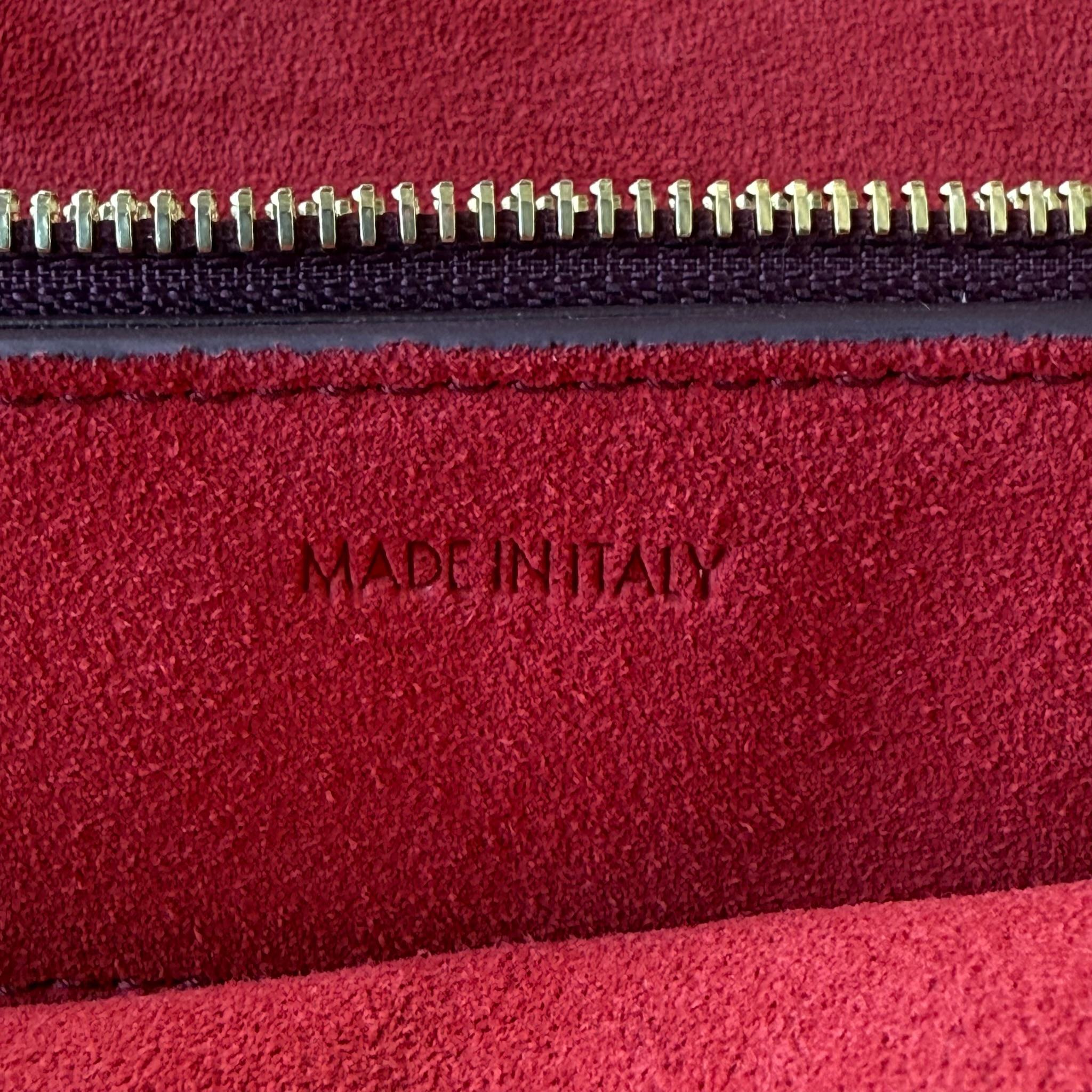 TRIO FLAP手袋迷你手袋，本款型可装下PLUS等较大的智能手机机型 22X14X4厘米)羊皮革牛剖