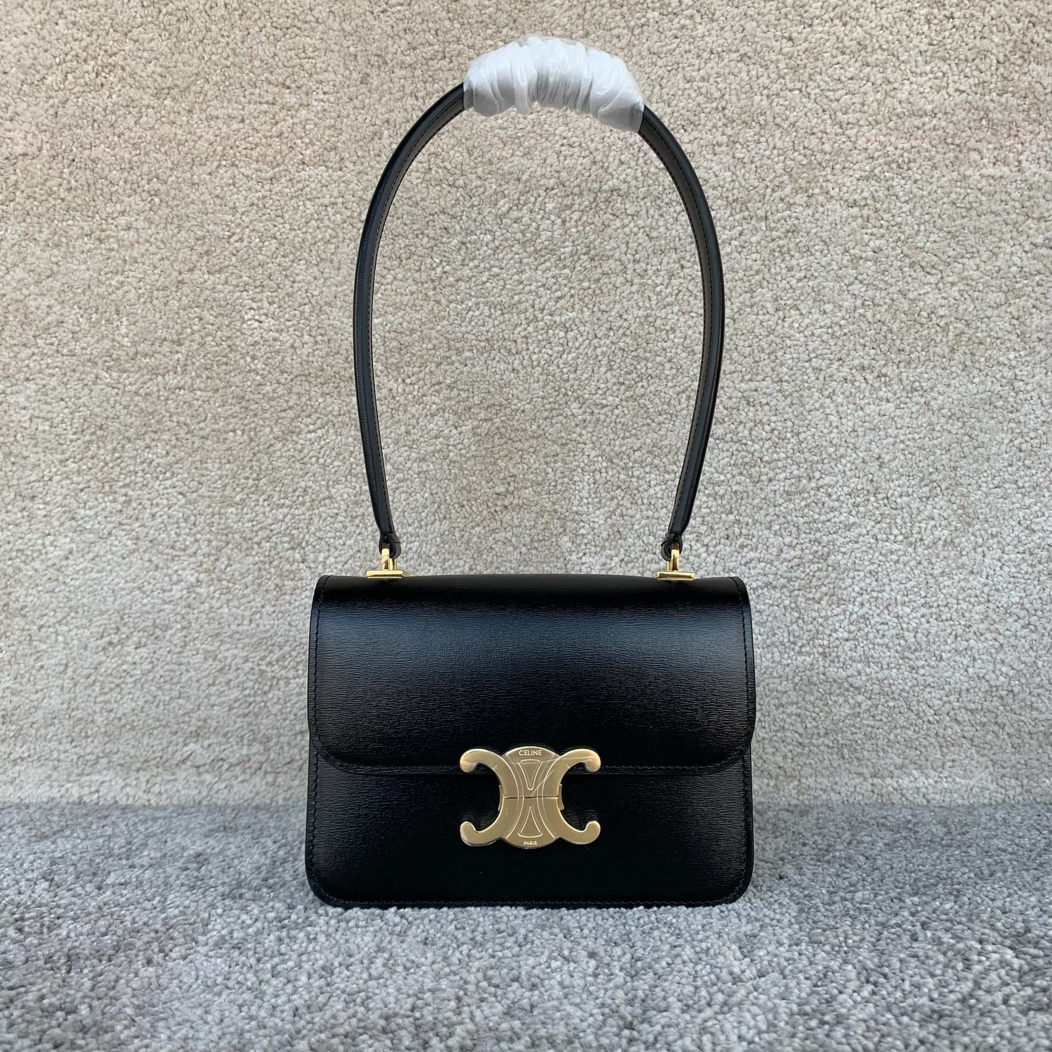 TEEN GARANCE牛皮革手袋18.5 X 13X6厘米 牛皮革羊皮革衬里肩背和手提TRIOMPHE