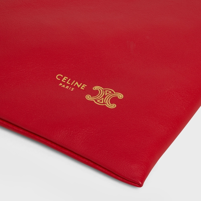 新款福袋，小号CRYSTAL POUCH手袋(29X32X0.5厘米)羊皮革织物，配TRIOMPHE印花