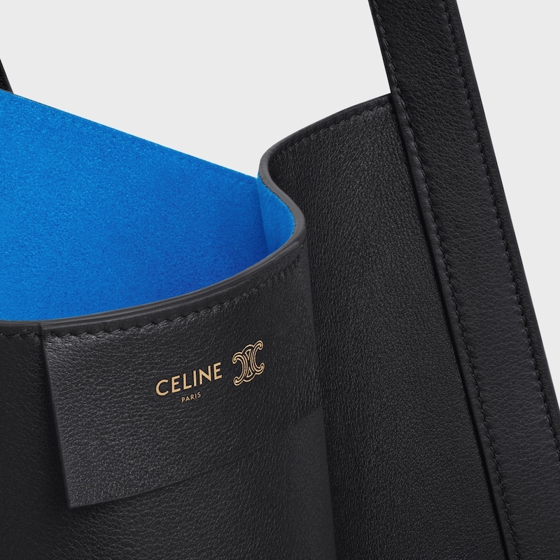 CUBE中号手袋(36X35.5X34厘米)牛皮革牛皮绒面革衬里金色饰面肩背1个主隔层1个内侧可拆卸拉链