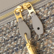 LP loro Piana L23 我觉得lP最好的尺寸出现了 在19和27之间的一个size,23cm! 适合所有身 LP loro Piana L23 我觉得lP最好的尺寸出现了 在19和27之间的一个size,23cm! 适合所有身