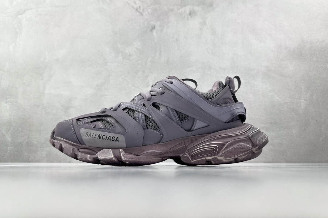 NO:229788,Pure original top version Balenciaga Track Sneaker Balenciaga Three-generation Outdoor concept retro dad shoes Brand new foreign trade version Core matching factory advantages supply Special counter synchronous packaging Original large box Precise details official Private model combination sole From inside to outside Maximum scale restore official Z size 35 36 37 38 39 40 41 42 43 44 45 46, casual shoes/sports shoes, balenciaga, balenciaga, sneakers19860909纯原顶级版本 Balenciaga 巴黎世家 Track Sneaker 巴黎世家三代 户外概念复古老爹鞋 全新外贸版本 核心配合工厂优势供应 专柜同步包装 原装大盒 细节精准对位官方 私模组合大底 从里到外 最大尺度还原官方Z尺码35 36 37 38 39 40 41 42 43 44 45 46,休闲鞋/运动鞋,balenciaga,balenciaga,sneakers,Women's Shoes