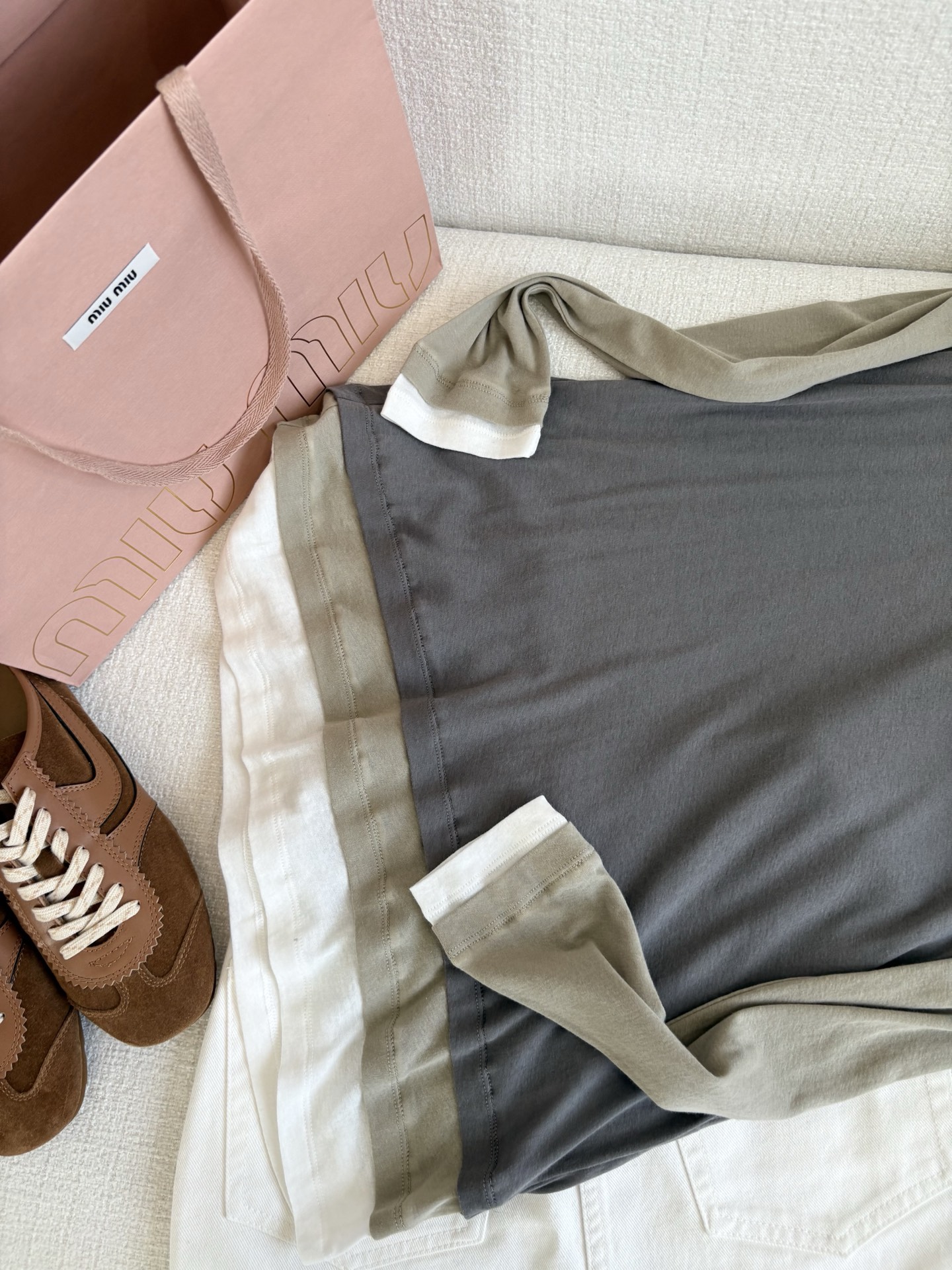“Super Thin Colorable Fakes: Stylish One-Size-Fits-All Fabric with Cozy Feel” - 图片 5