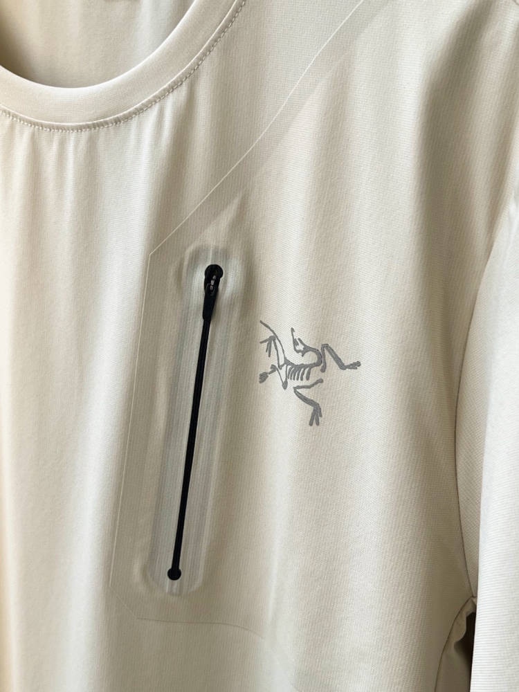 Arc’teryx 始祖鸟2024夏新款男士热封凉感冰丝速干T恤休闲冰丝速干短袖T恤